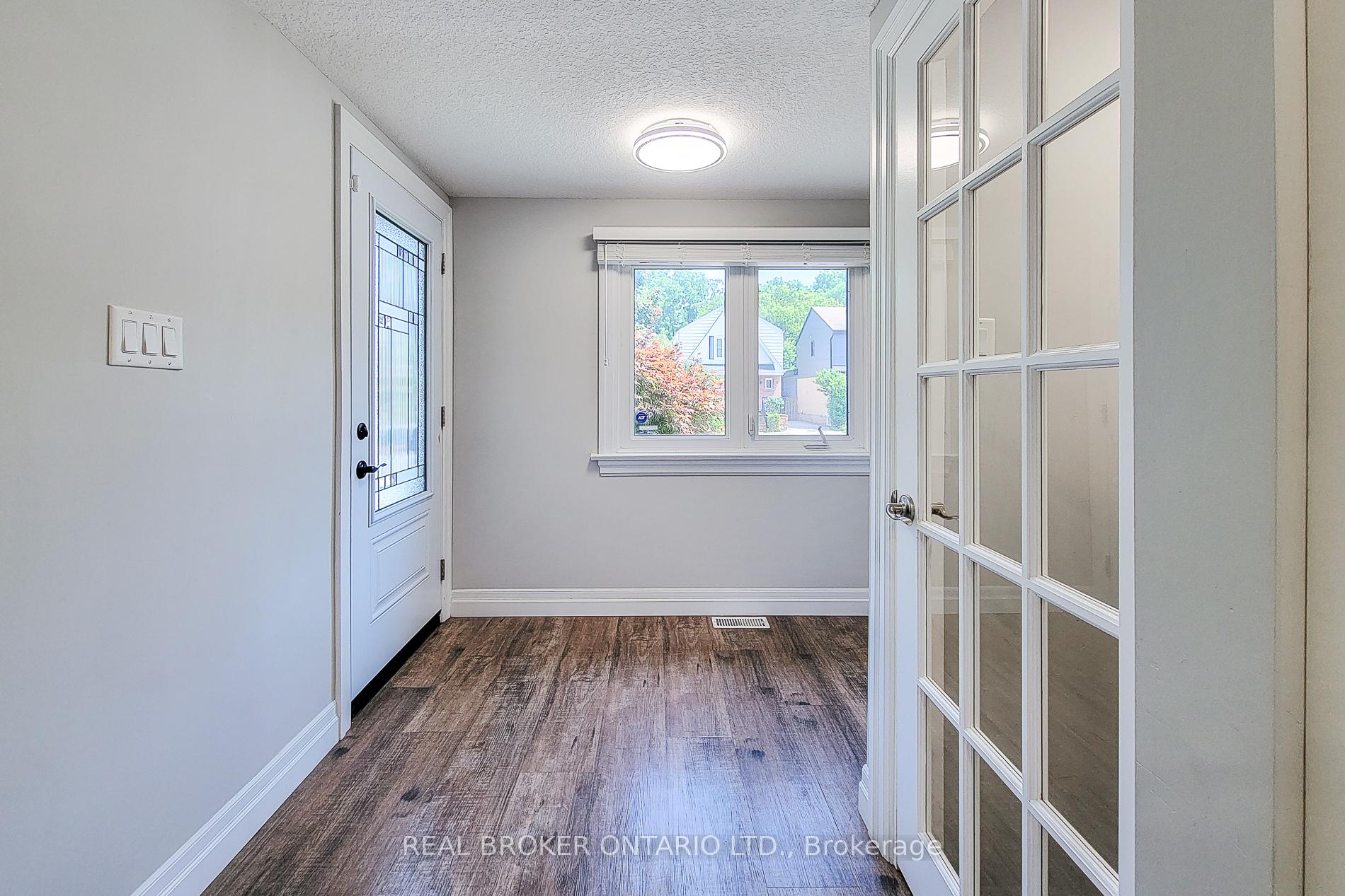 Photo 11 of 191 Paradise Road N, Hamilton, Westdale — HOMEH