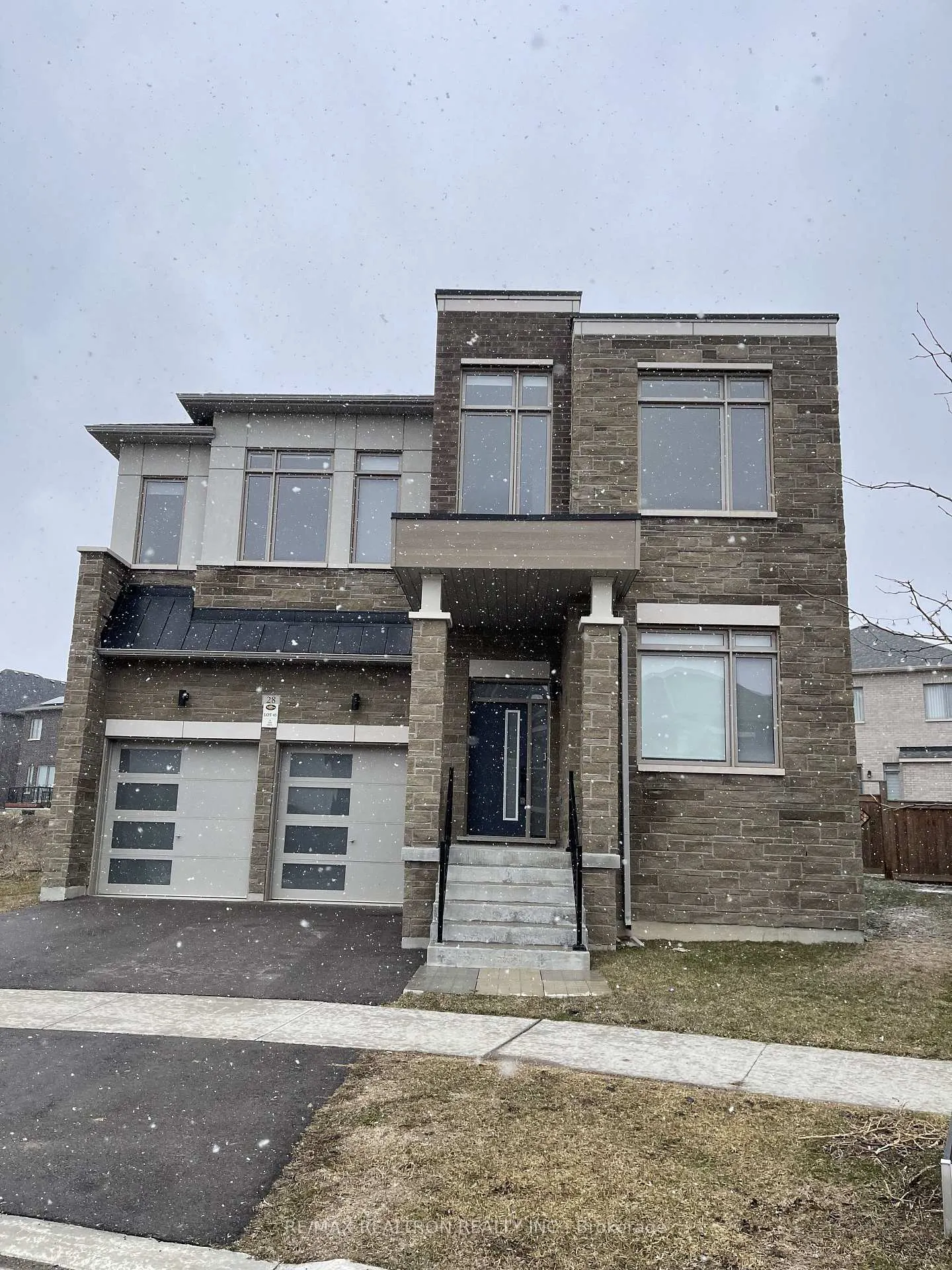 Photo 1 of 28 Tipp Drive, Richmond Hill, Rural Richmond Hill — HOMEH