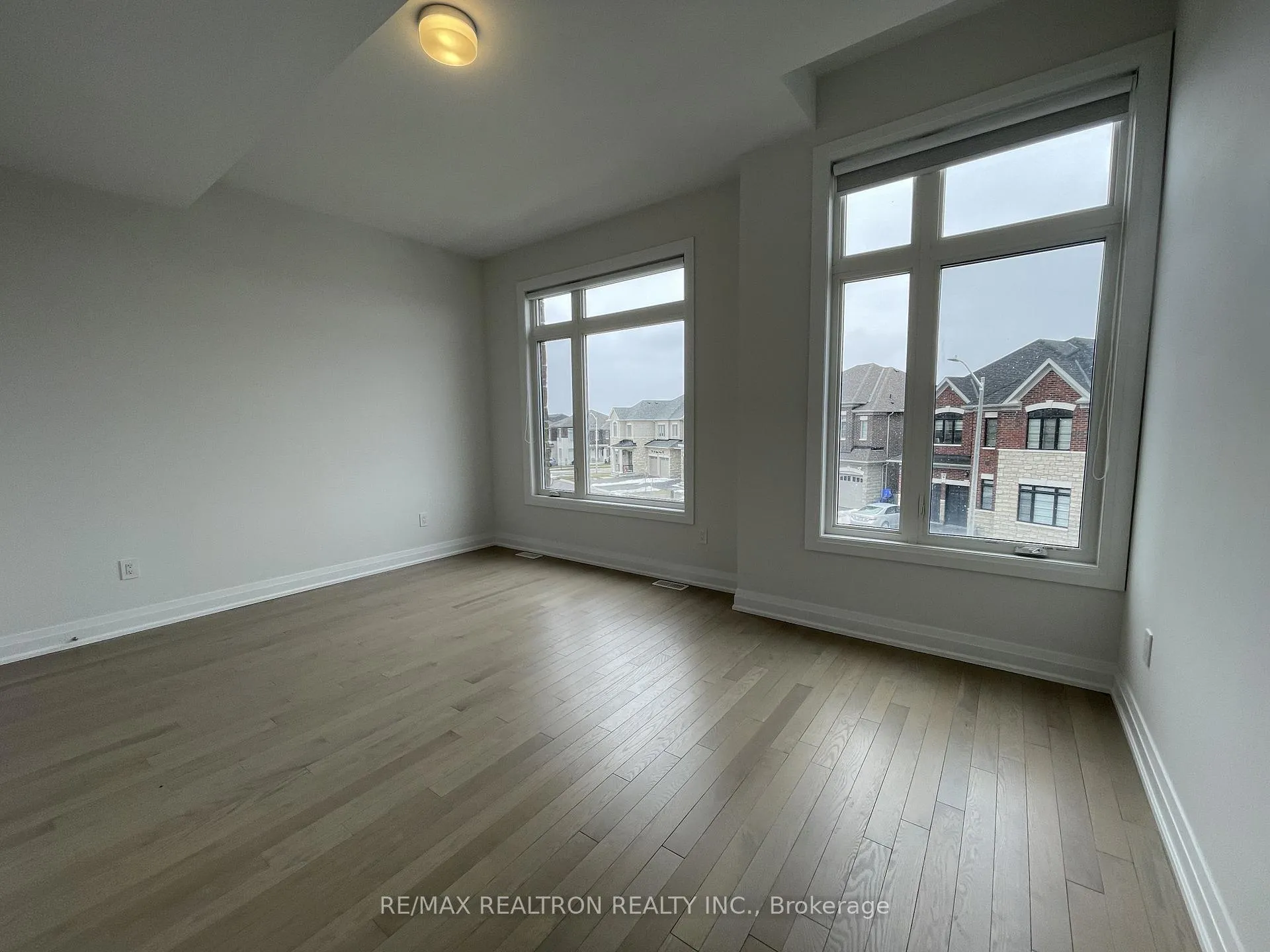 Photo 12 of 28 Tipp Drive, Richmond Hill, Rural Richmond Hill — HOMEH