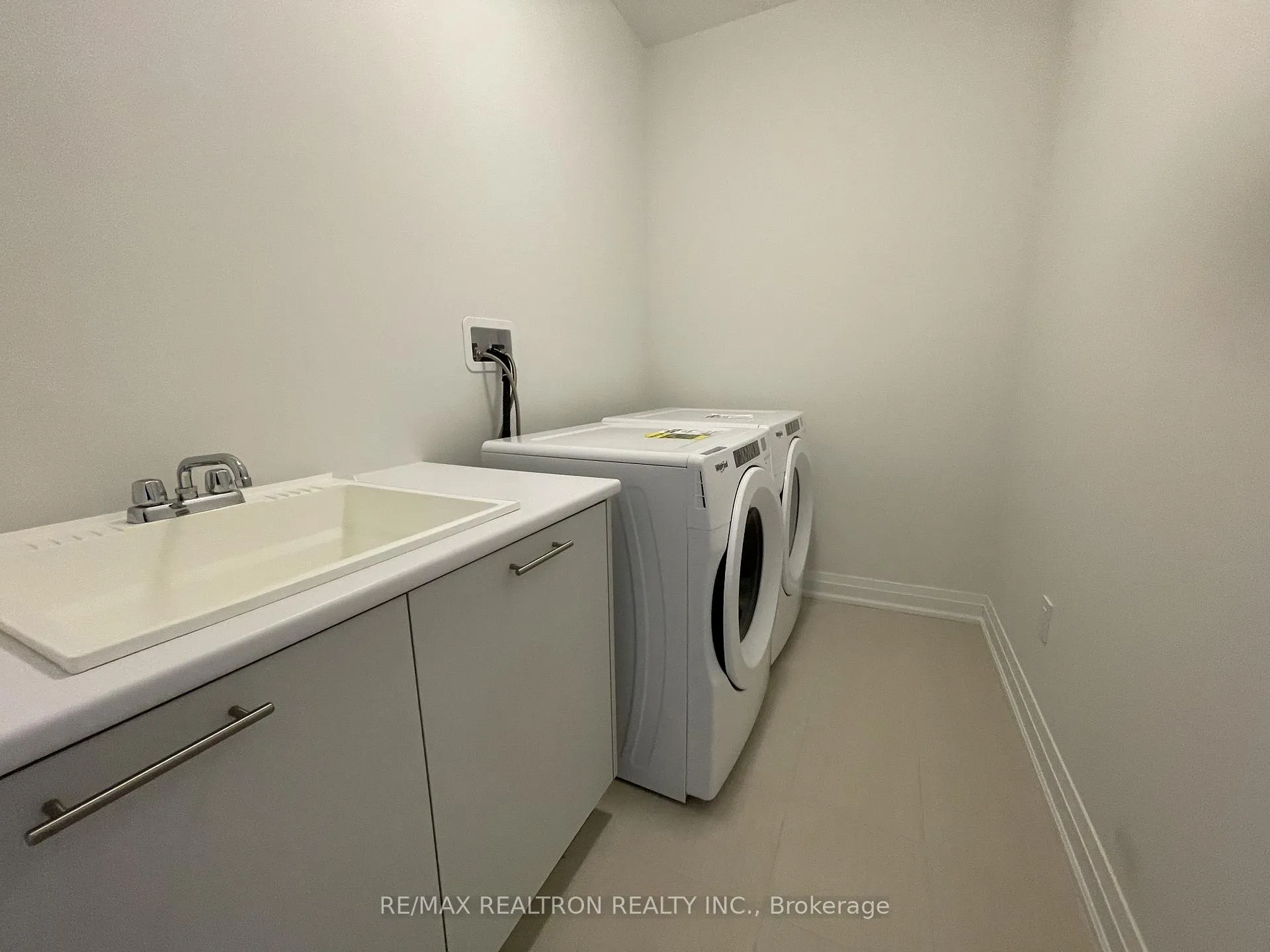 Photo 18 of 28 Tipp Drive, Richmond Hill, Rural Richmond Hill — HOMEH