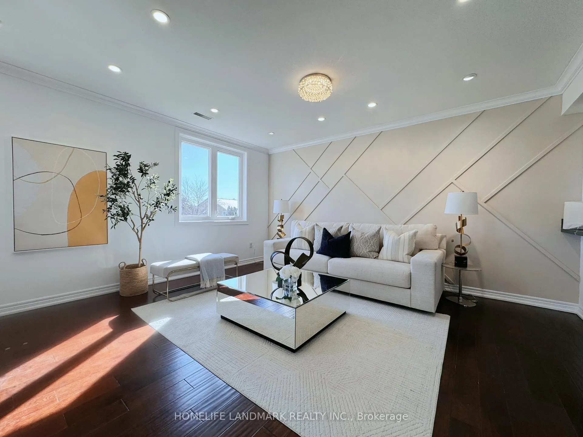 Photo 2 of Unit 614, 75 Weldrick Road E, Richmond Hill, Observatory — HOMEH
