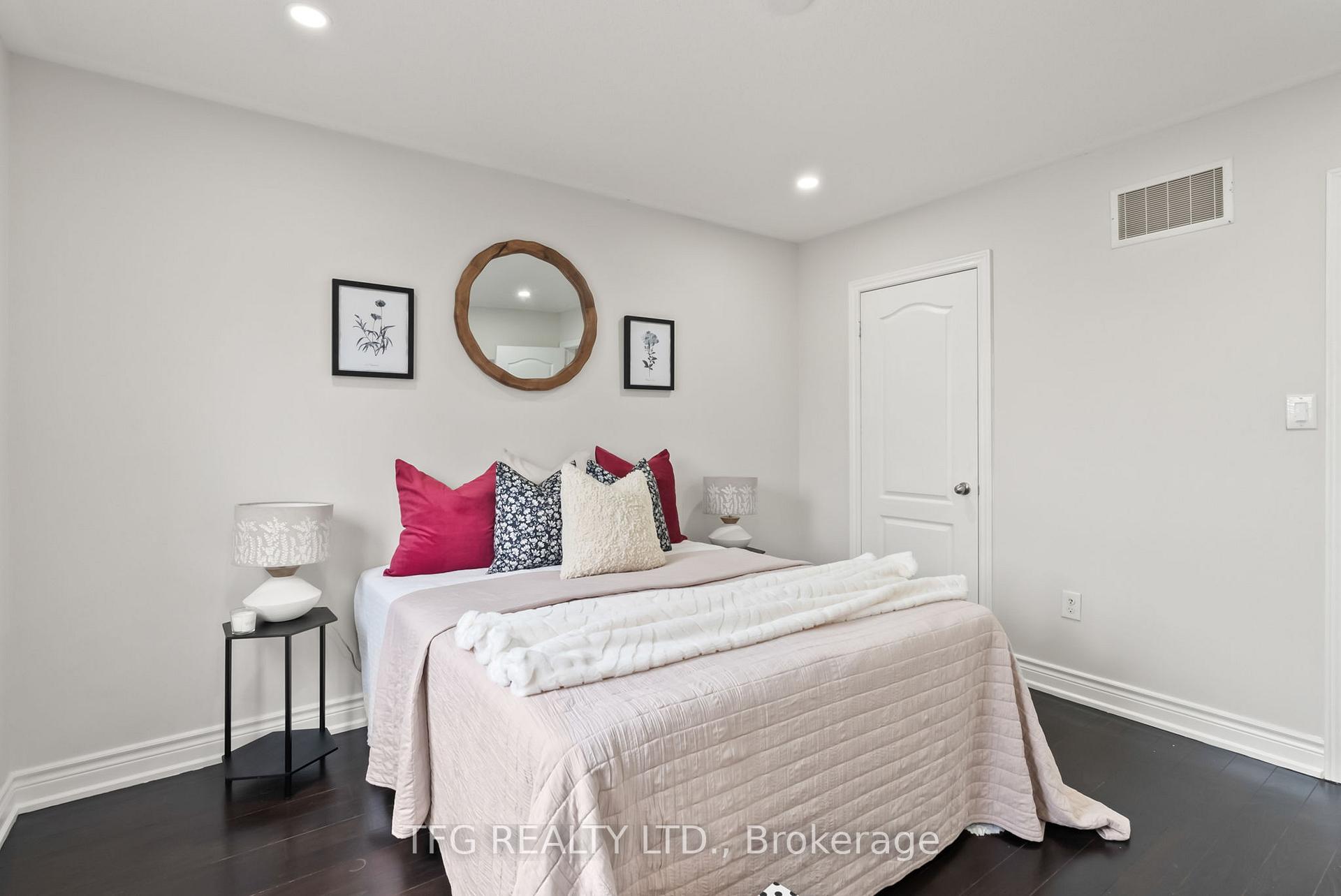 Photo 17 of 141 Worden Drive, Clarington, Courtice — HOMEH
