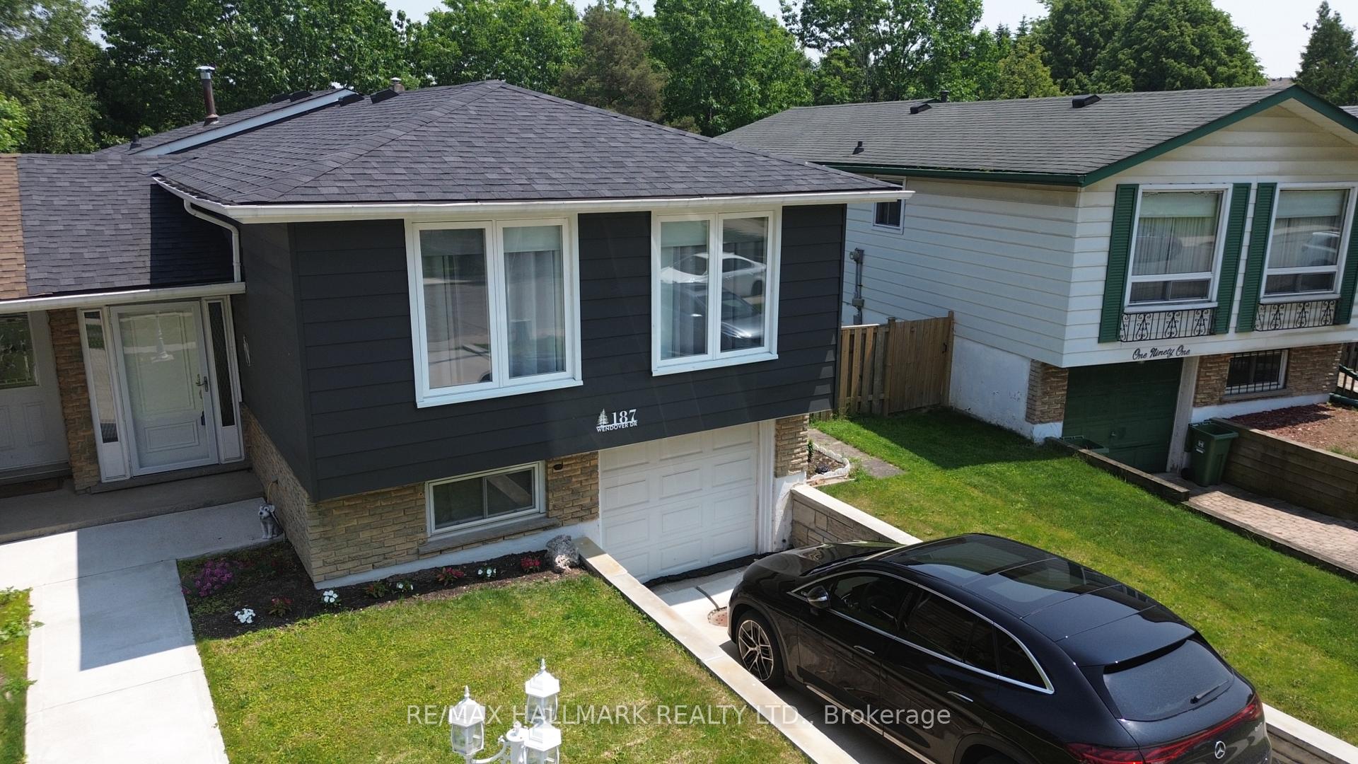 Photo 3 of 187 Wendover Drive, Hamilton, Fessenden — HOMEH