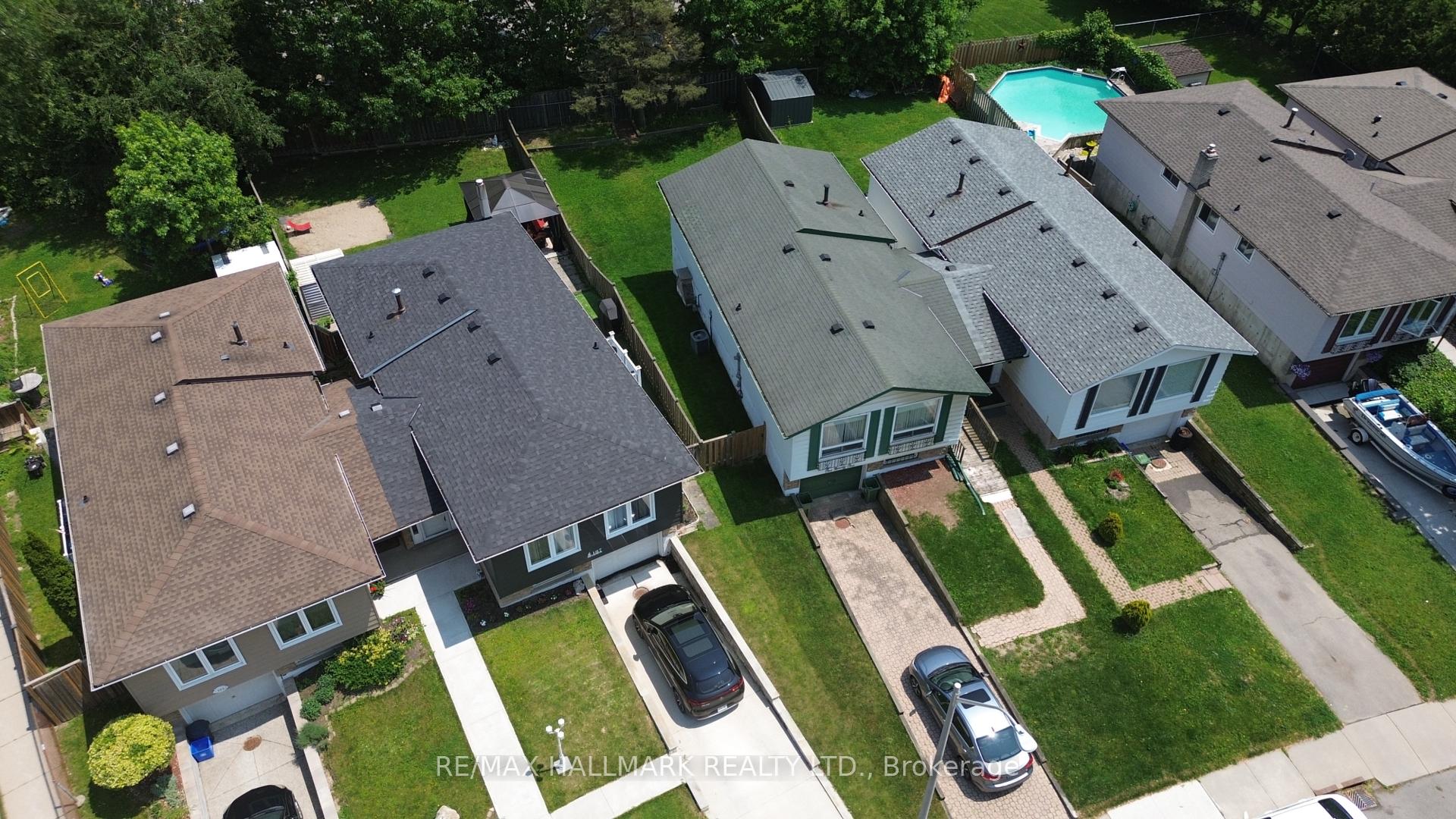 Photo 12 of 187 Wendover Drive, Hamilton, Fessenden — HOMEH