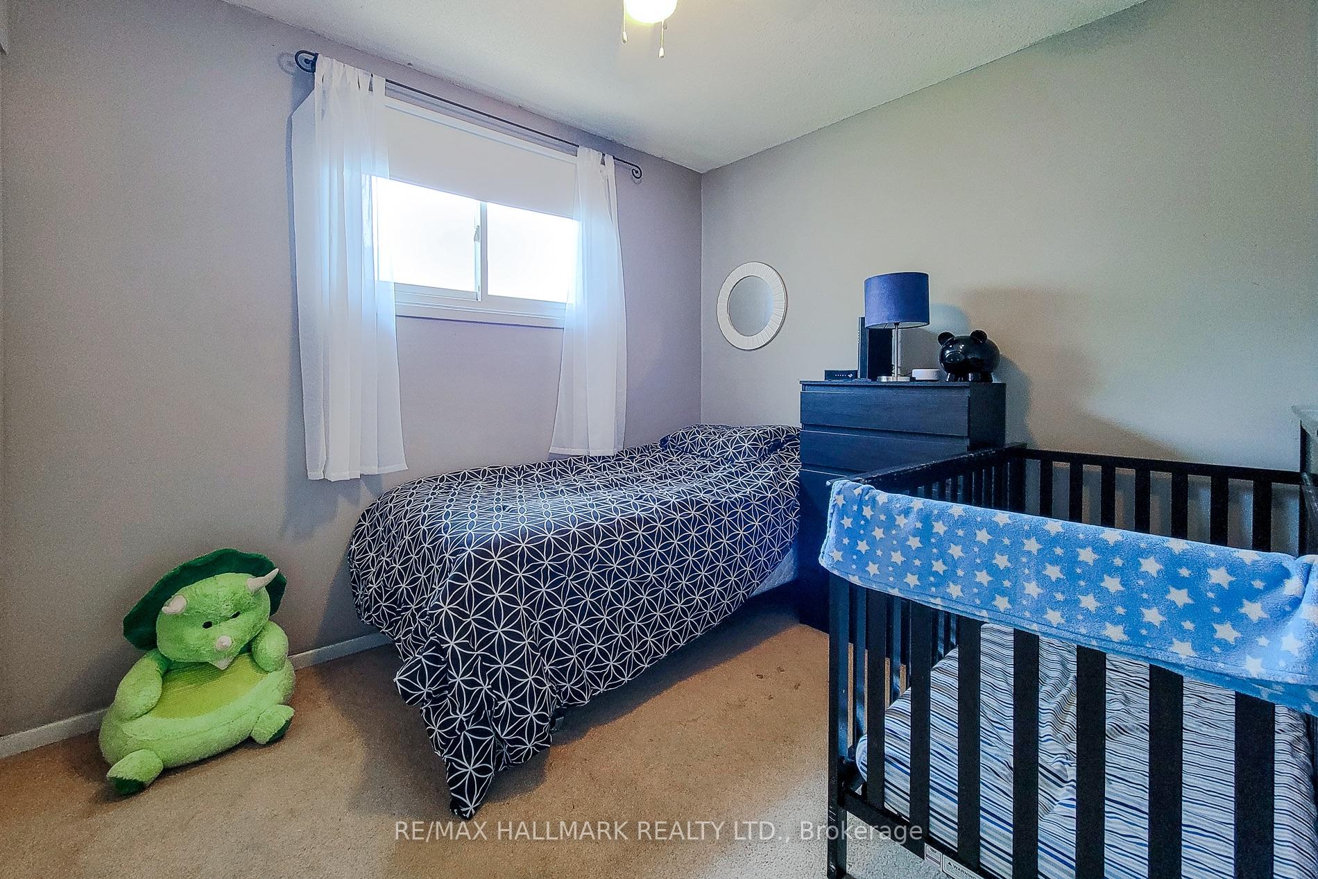 Photo 30 of 187 Wendover Drive, Hamilton, Fessenden — HOMEH