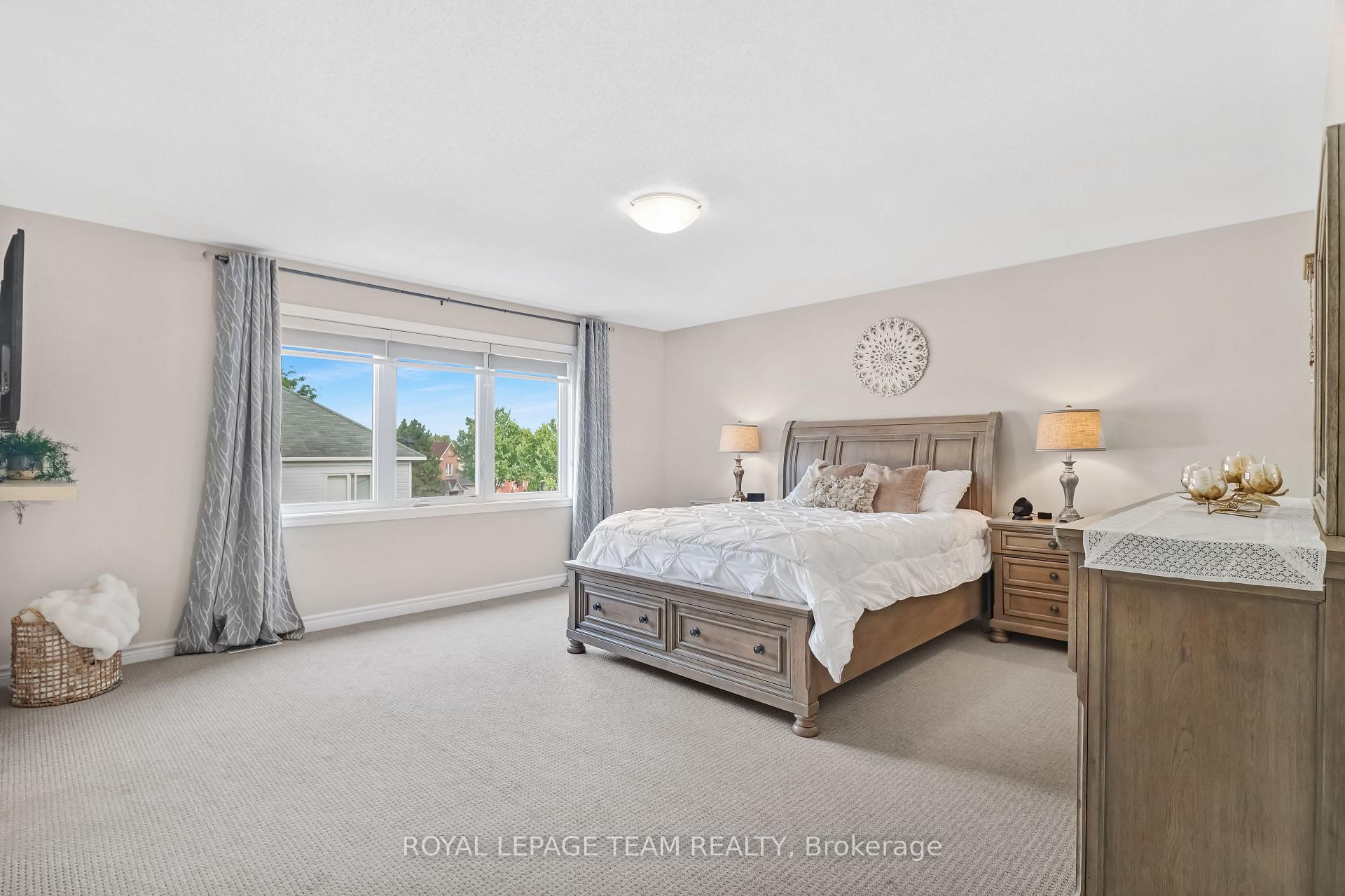 Photo 24 of 3519 Woodroffe Avenue, Ottawa, Barrhaven - Strandherd — HOMEH