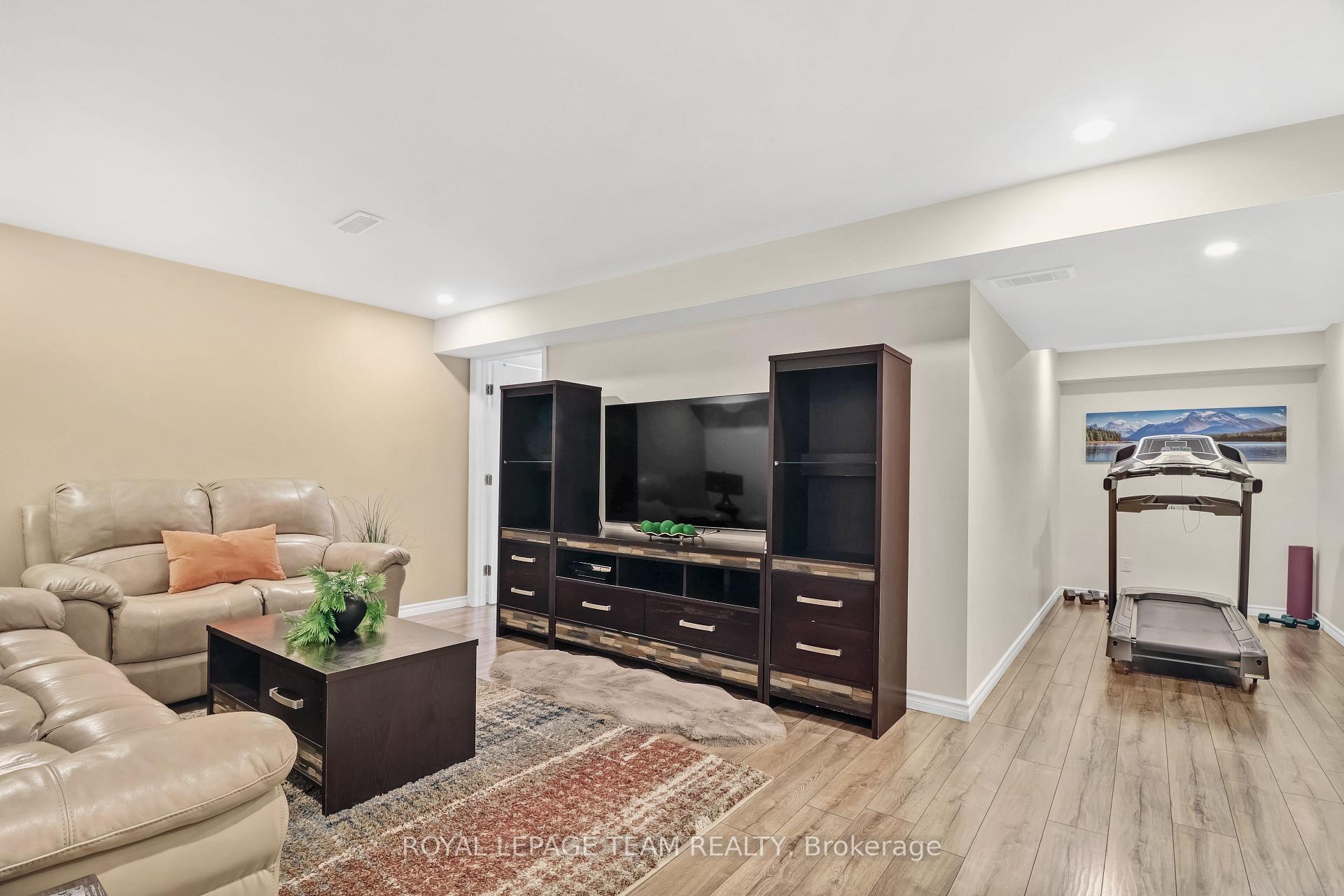 Photo 40 of 3519 Woodroffe Avenue, Ottawa, Barrhaven - Strandherd — HOMEH