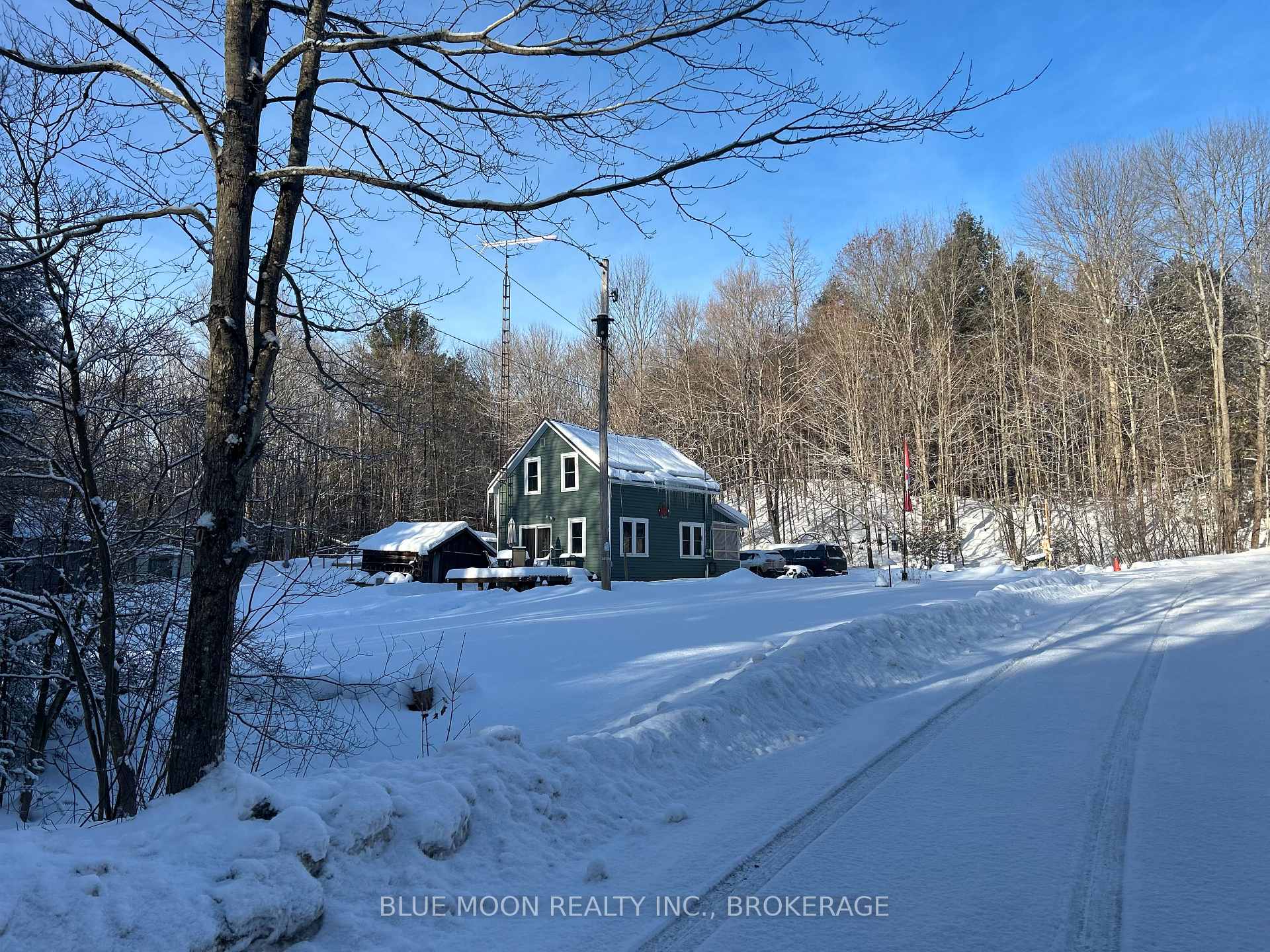 Photo 1 of 1108 South Road, Frontenac, Frontenac North — HOMEH
