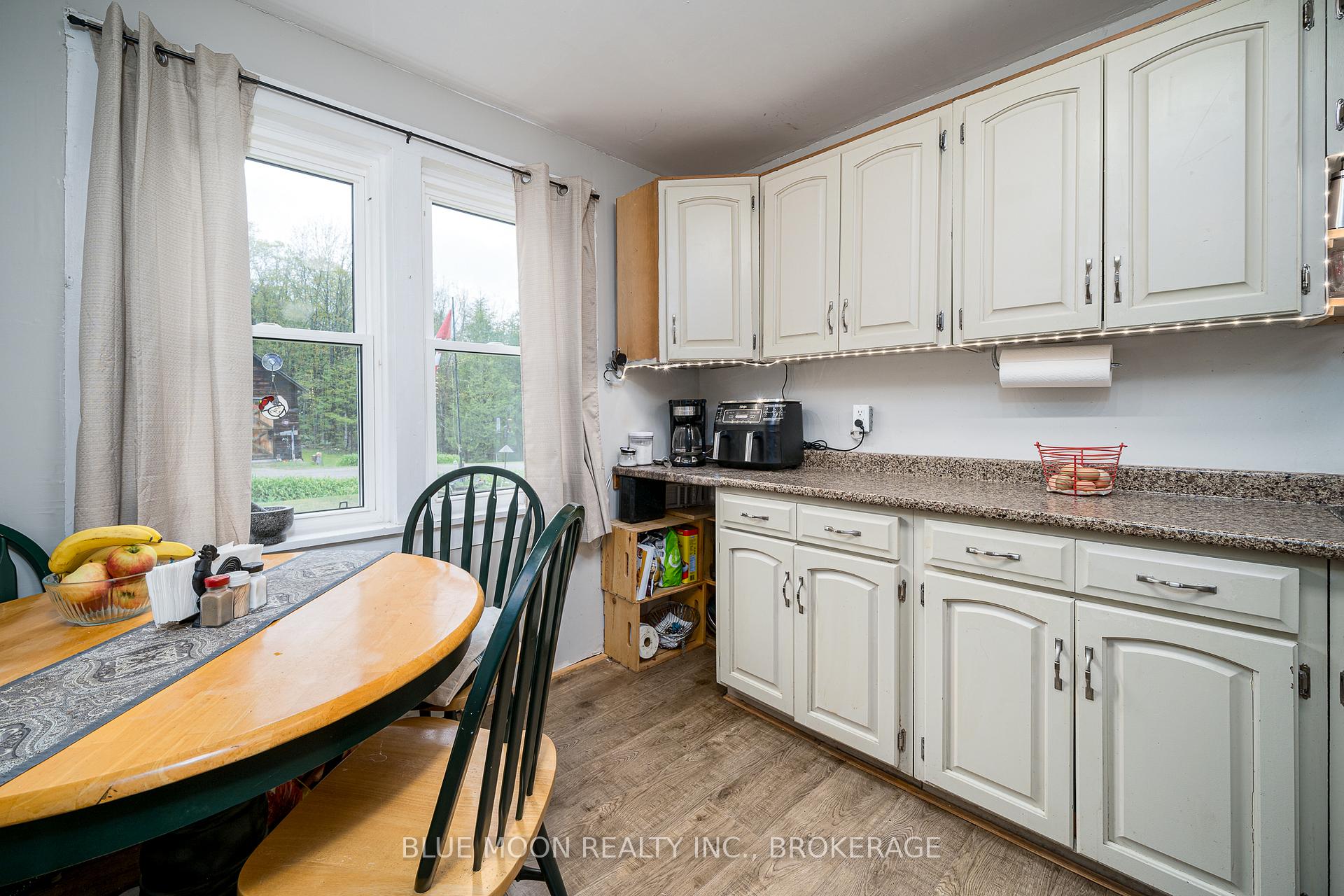 Photo 8 of 1108 South Road, Frontenac, Frontenac North — HOMEH