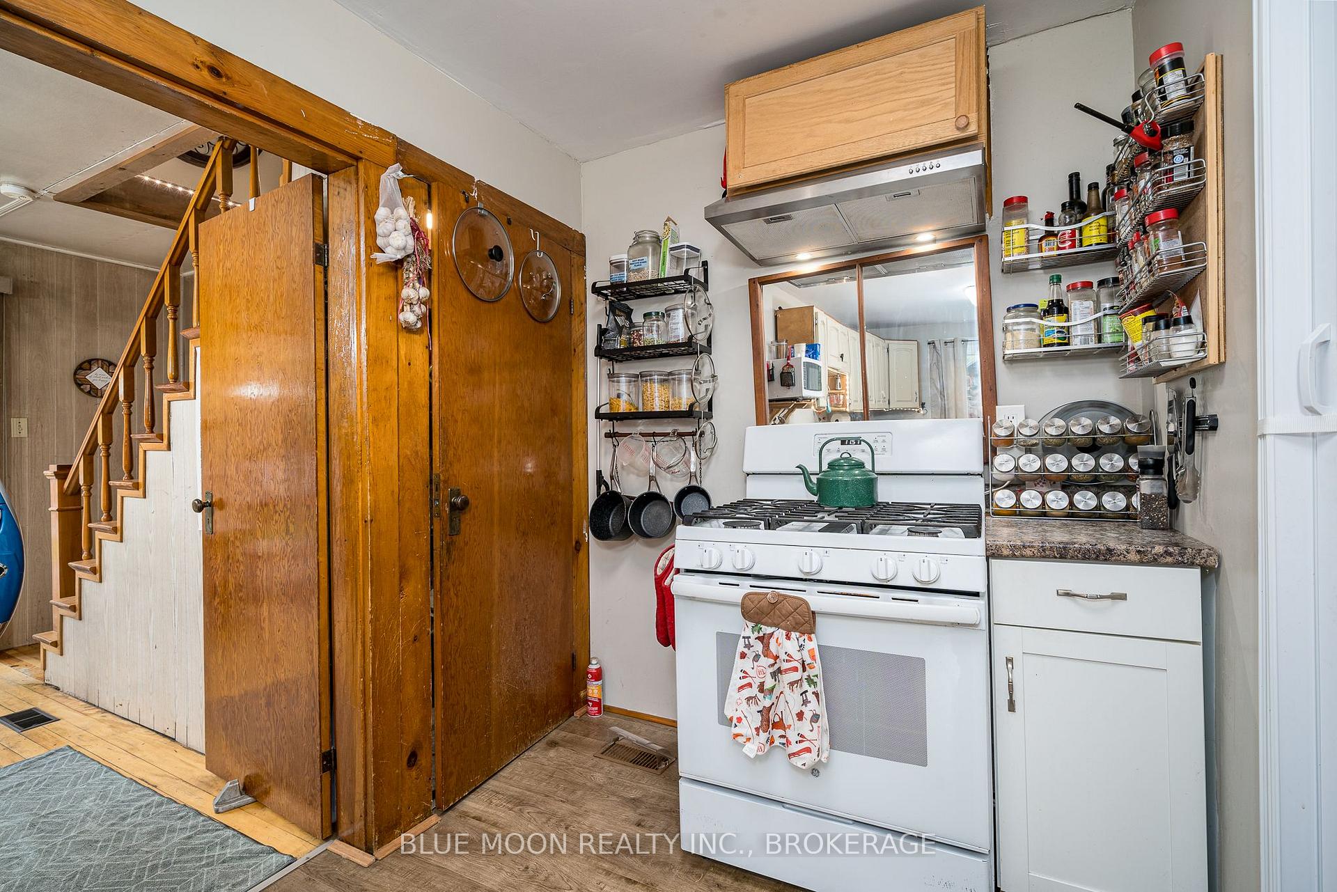 Photo 11 of 1108 South Road, Frontenac, Frontenac North — HOMEH