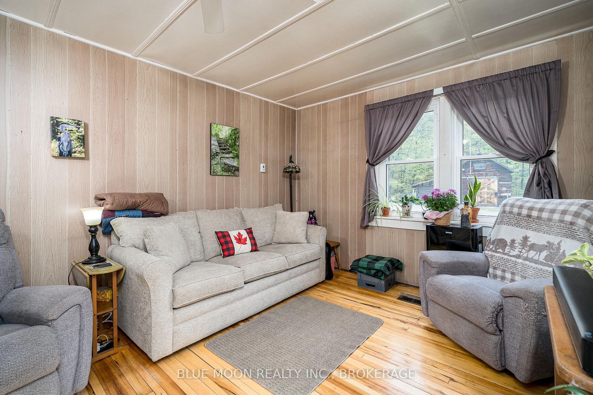 Photo 13 of 1108 South Road, Frontenac, Frontenac North — HOMEH