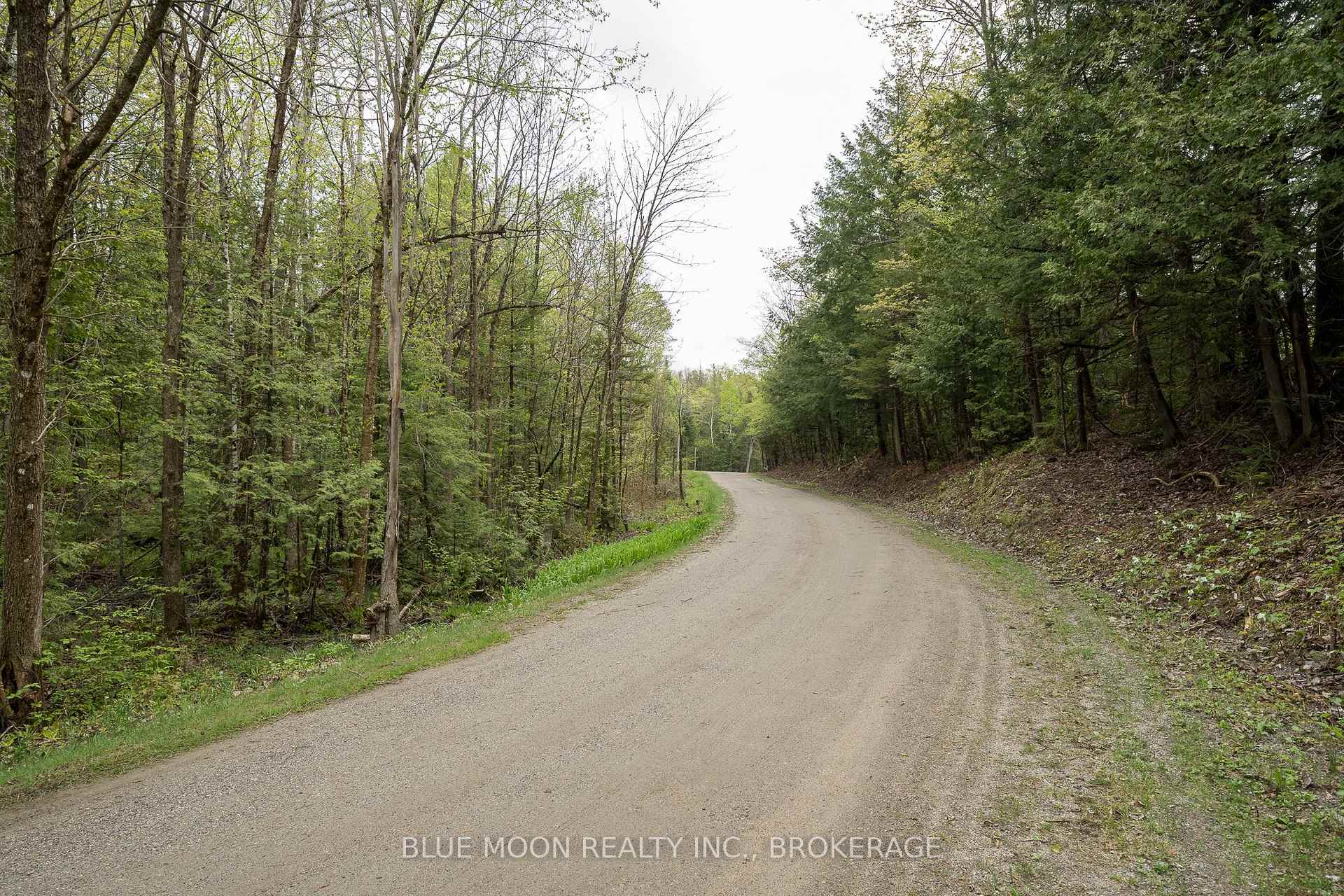 Photo 37 of 1108 South Road, Frontenac, Frontenac North — HOMEH