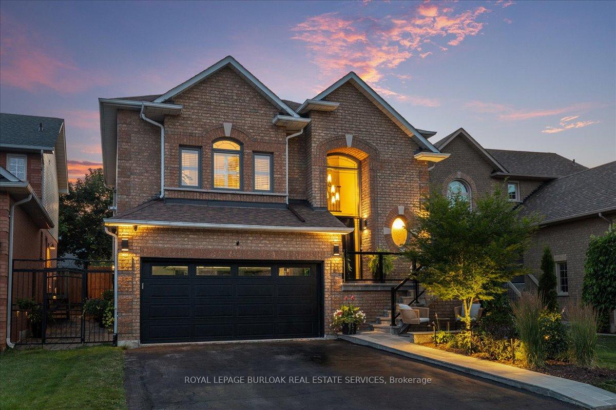 Photo 1 of 61 Niska Drive, Hamilton, Waterdown — HOMEH