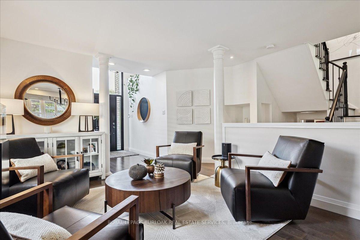 Photo 6 of 61 Niska Drive, Hamilton, Waterdown — HOMEH