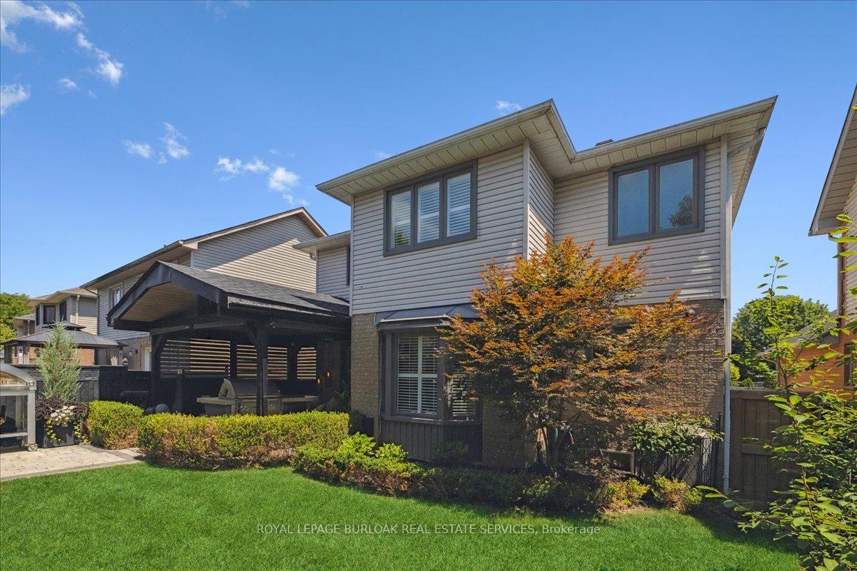 Photo 36 of 61 Niska Drive, Hamilton, Waterdown — HOMEH