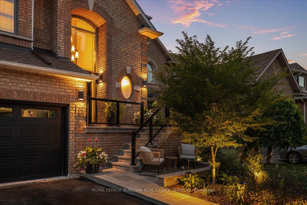 Photo 50 of 61 Niska Drive, Hamilton, Waterdown — HOMEH