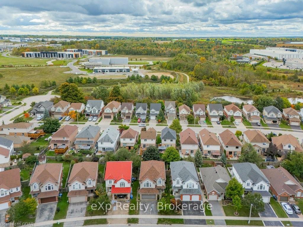 Photo 34 of 43 Peer Drive, Guelph, Kortright Hills — HOMEH