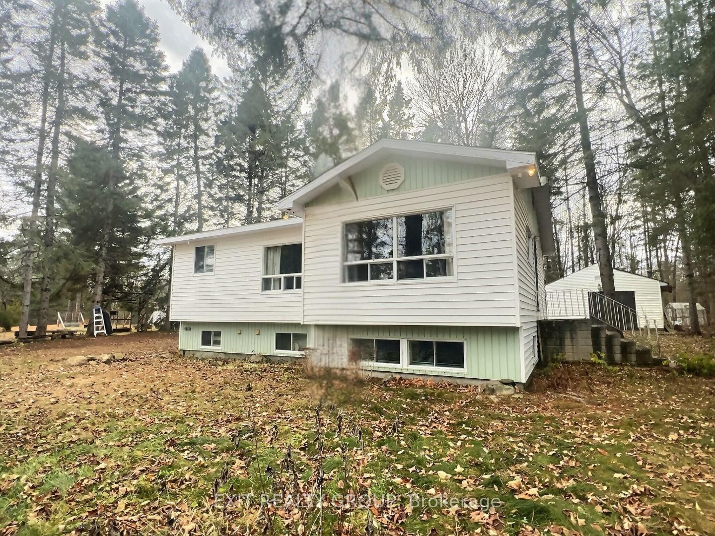 Photo 2 of 2077 Henderson Road, Frontenac, Frontenac Centre — HOMEH