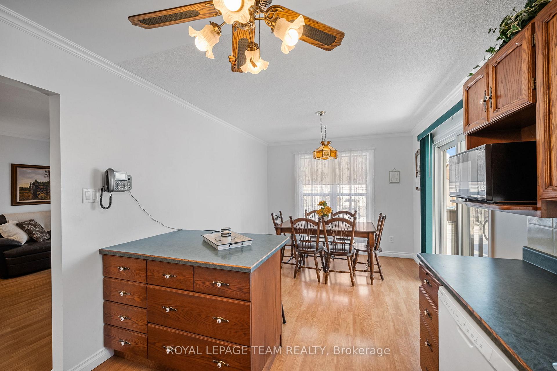 Photo 13 of 87 Seventh Avenue, Arnprior — HOMEH
