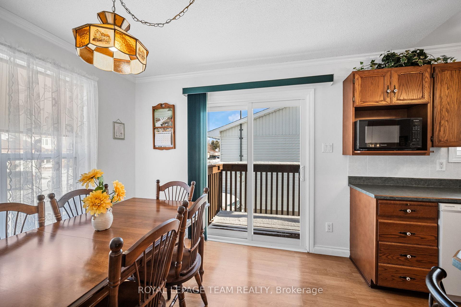 Photo 18 of 87 Seventh Avenue, Arnprior — HOMEH