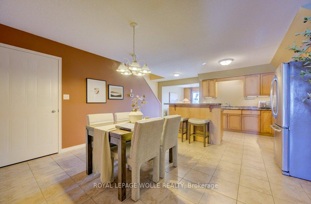 Photo 3 of 46 Hasler Crescent, Guelph, Pineridge/Westminster Woods — HOMEH