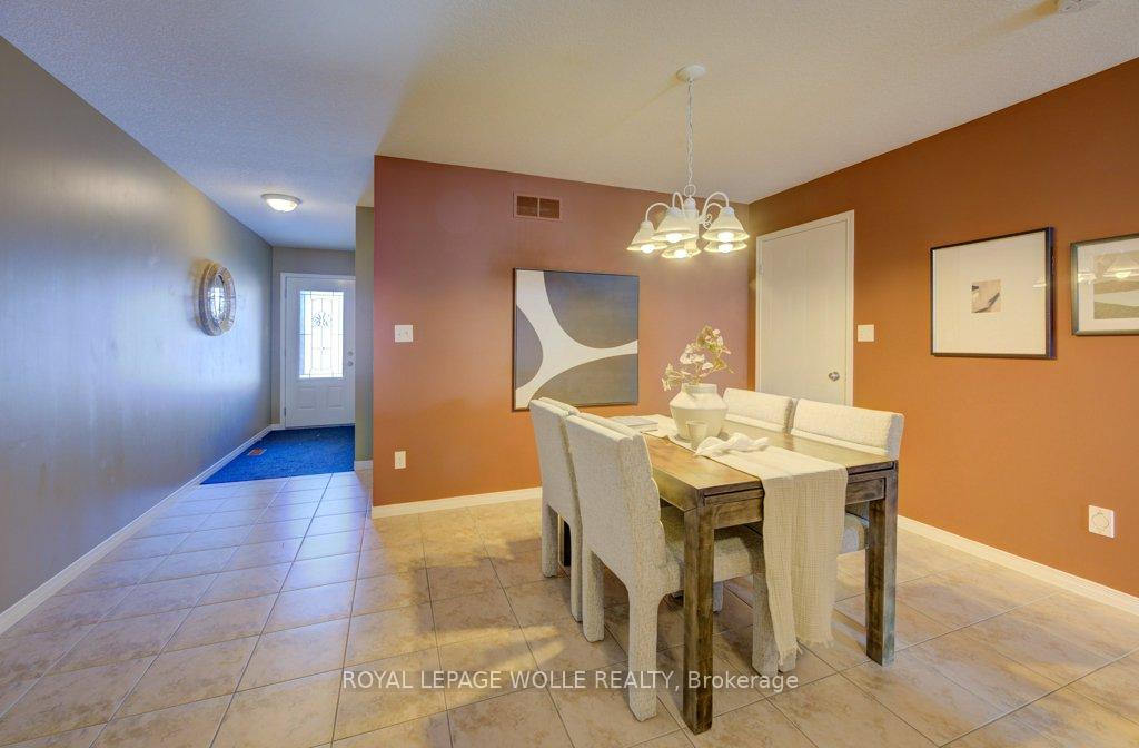 Photo 7 of 46 Hasler Crescent, Guelph, Pineridge/Westminster Woods — HOMEH