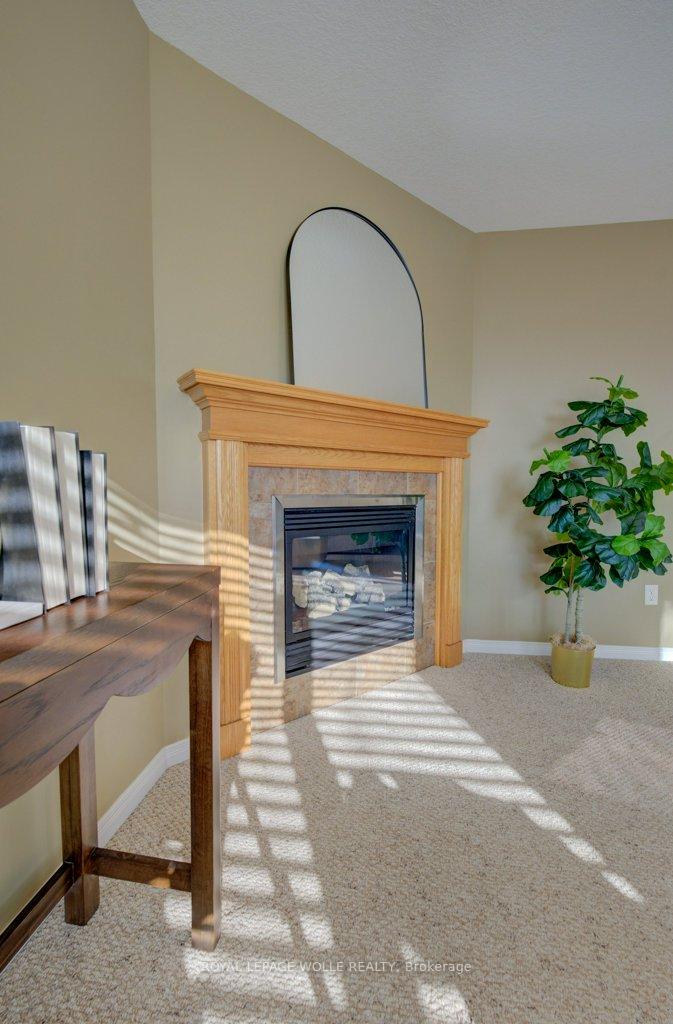Photo 14 of 46 Hasler Crescent, Guelph, Pineridge/Westminster Woods — HOMEH