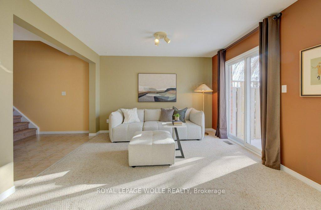 Photo 15 of 46 Hasler Crescent, Guelph, Pineridge/Westminster Woods — HOMEH