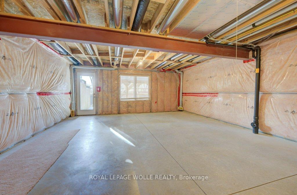 Photo 28 of 46 Hasler Crescent, Guelph, Pineridge/Westminster Woods — HOMEH