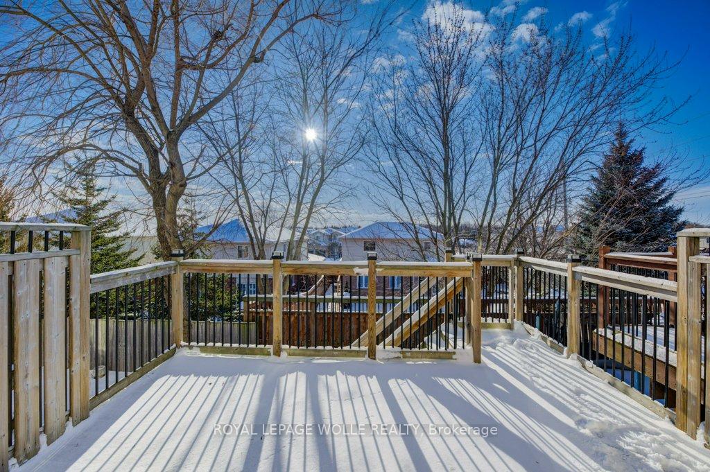 Photo 35 of 46 Hasler Crescent, Guelph, Pineridge/Westminster Woods — HOMEH