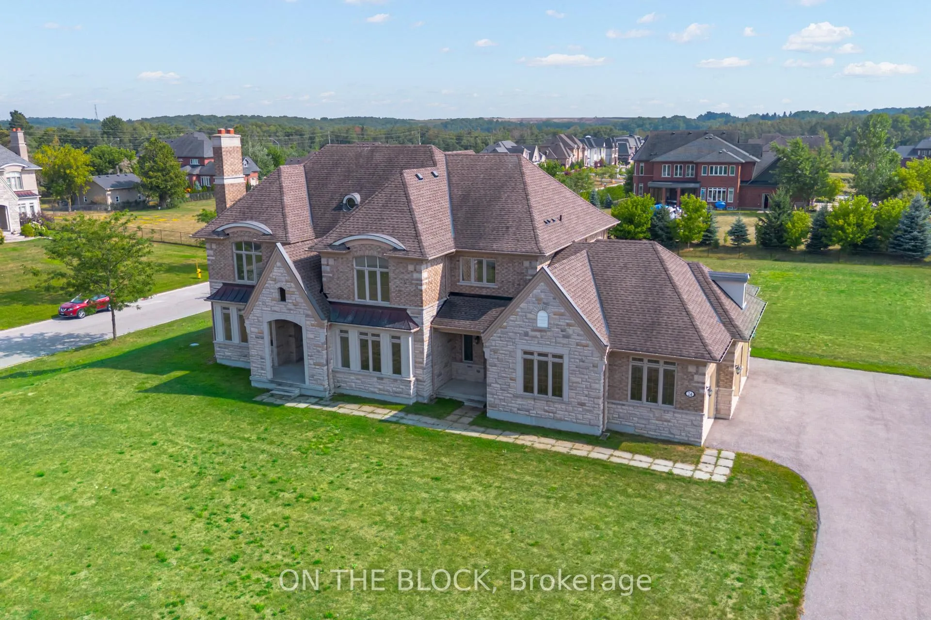 Photo of 24 Whitewood Drive