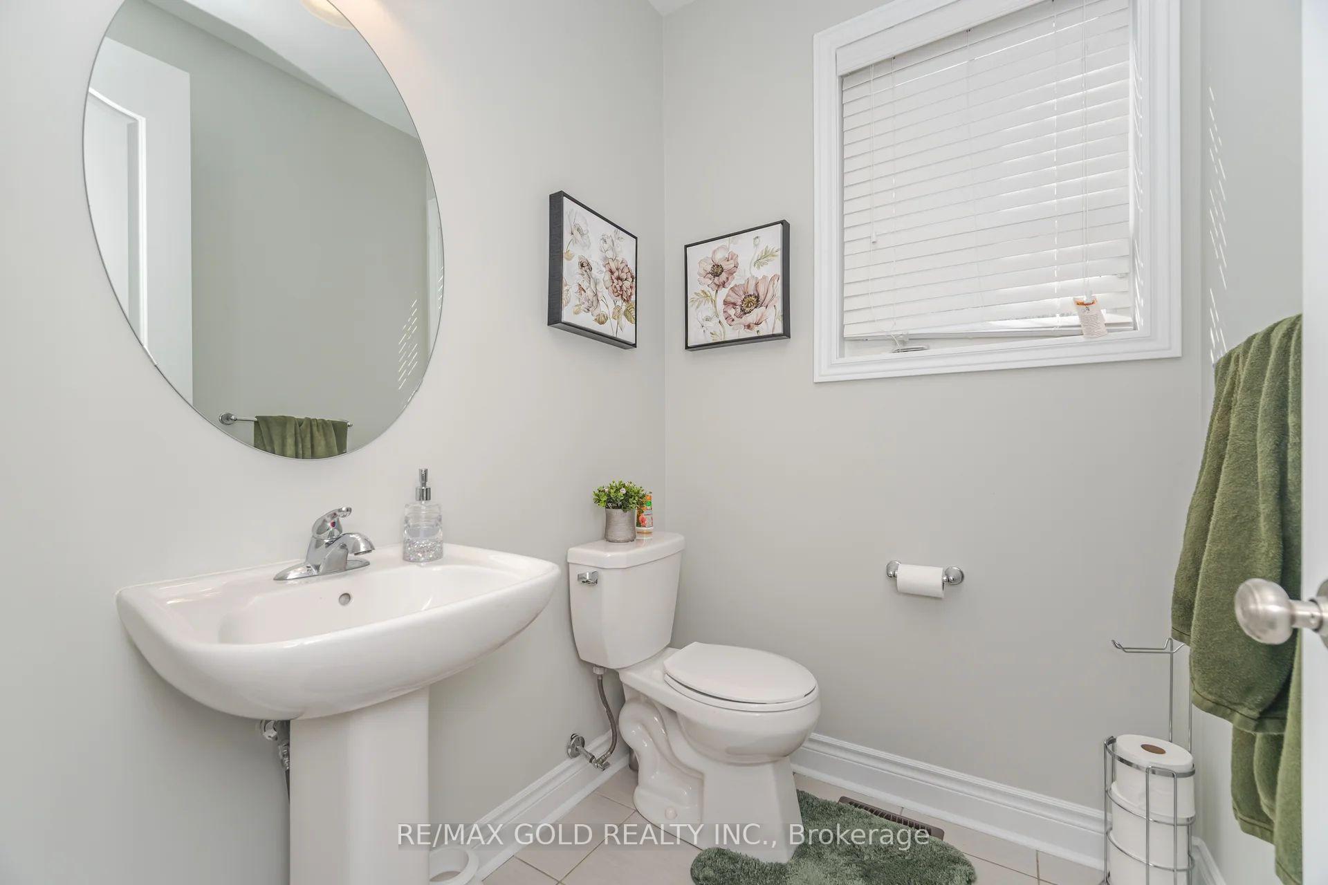 Photo 9 of 15 Henry Wilson Drive, Caledon, Caledon East — HOMEH