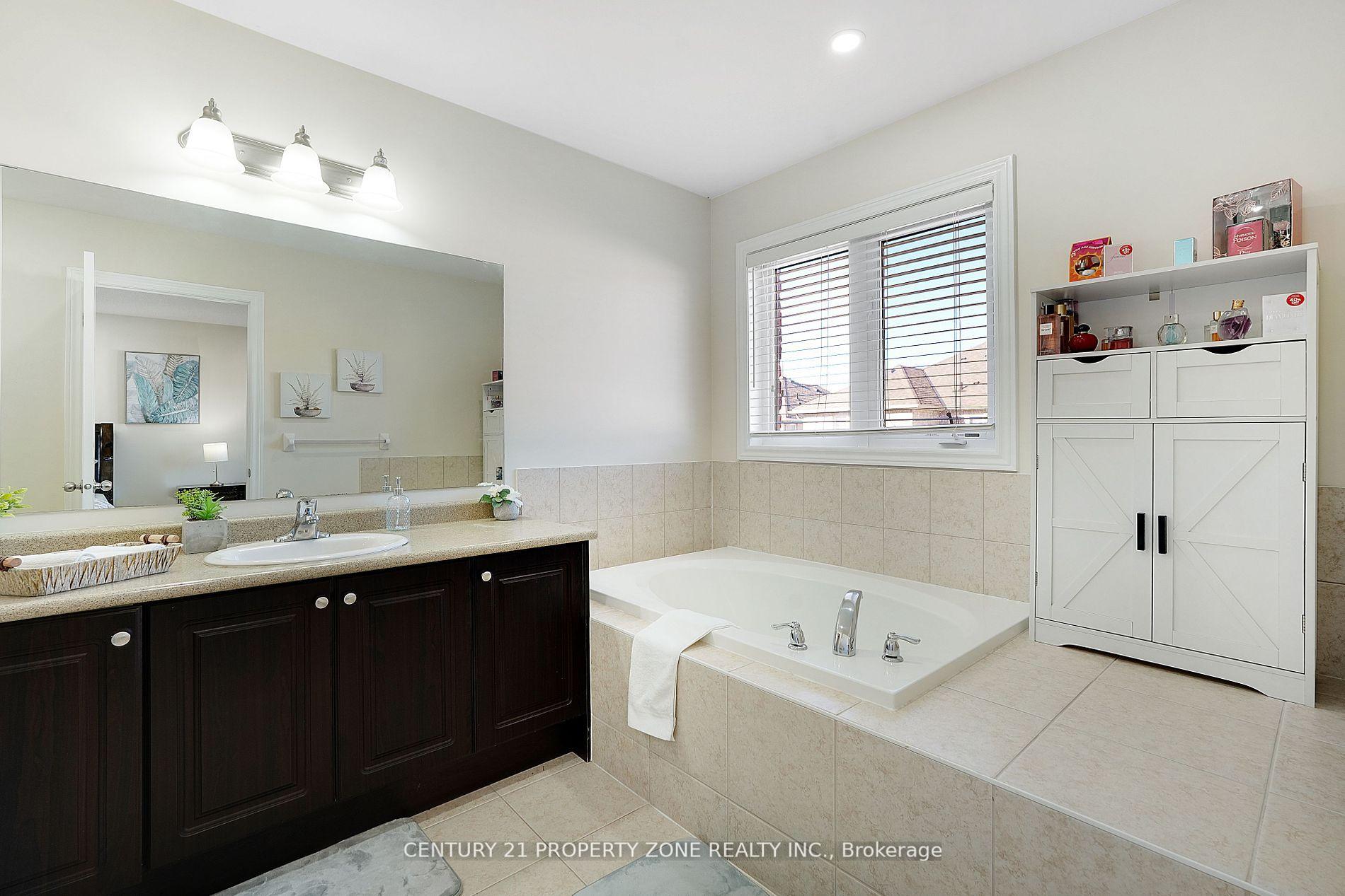 Photo 17 of 38 Twistleton Street, Caledon, Rural Caledon — HOMEH