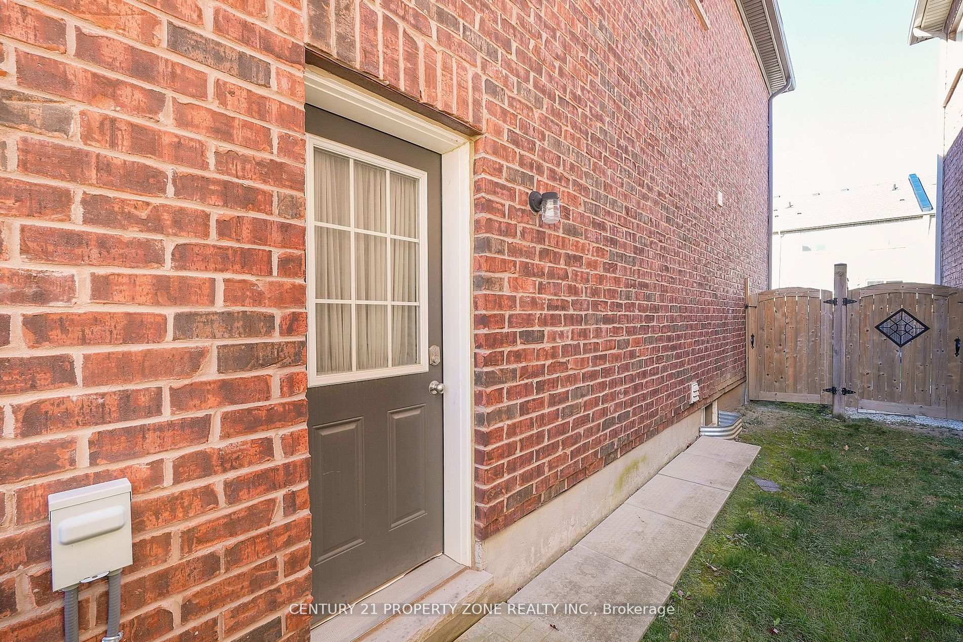 Photo 22 of 38 Twistleton Street, Caledon, Rural Caledon — HOMEH