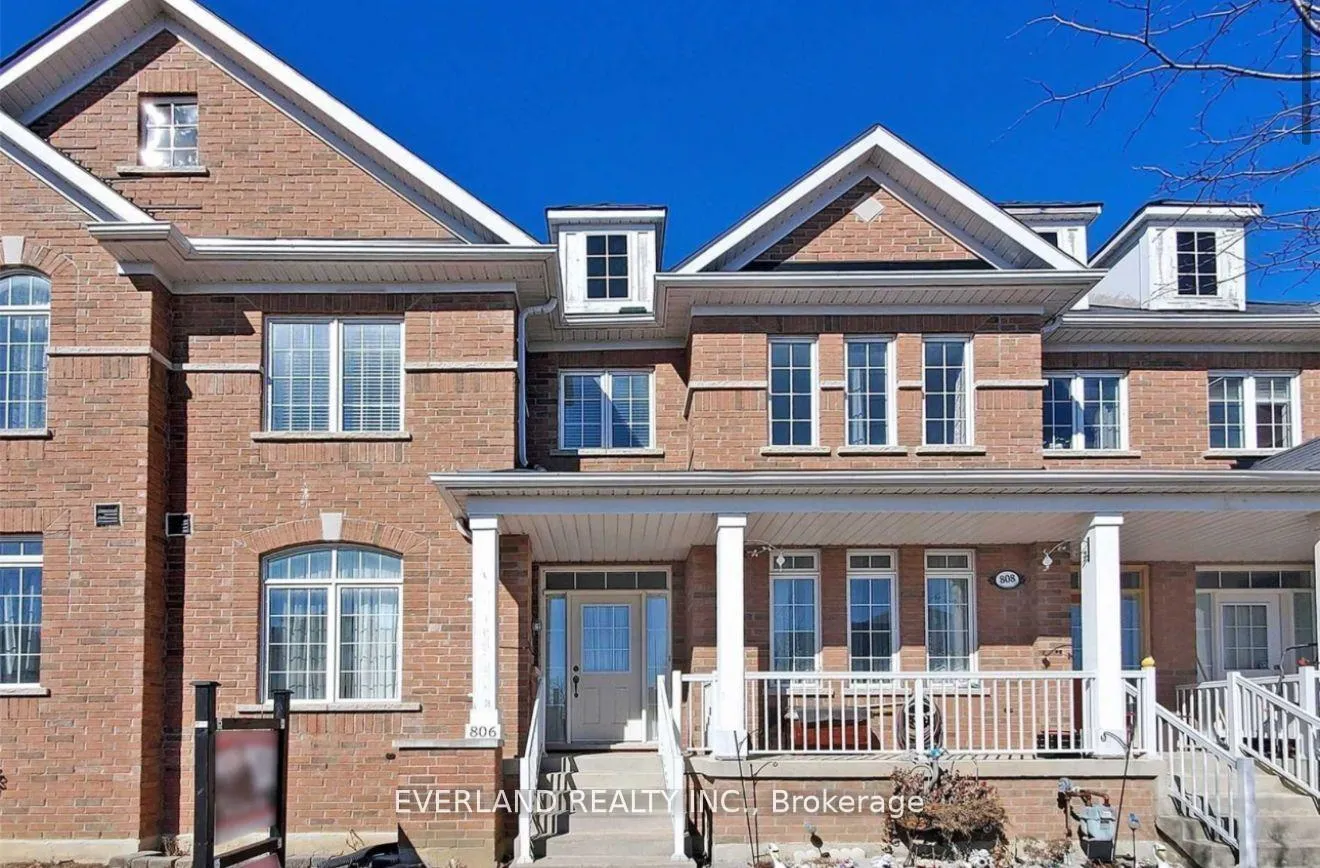 Front of 806 Castlemore Avenue