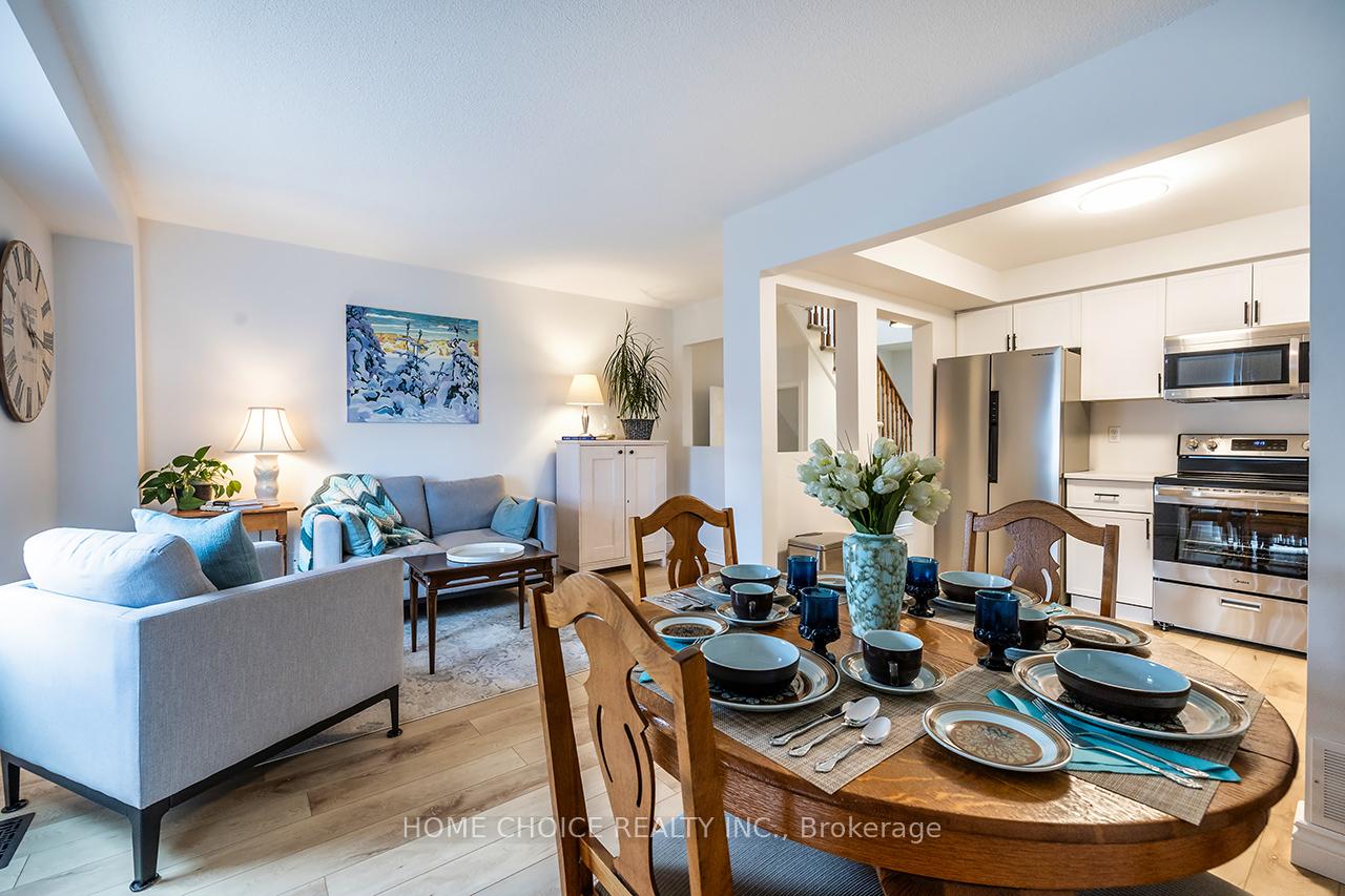 Photo 10 of 40 Somerscales Drive, Clarington, Bowmanville — HOMEH