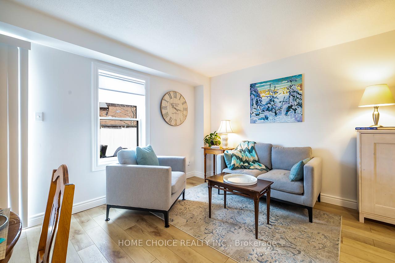 Photo 11 of 40 Somerscales Drive, Clarington, Bowmanville — HOMEH