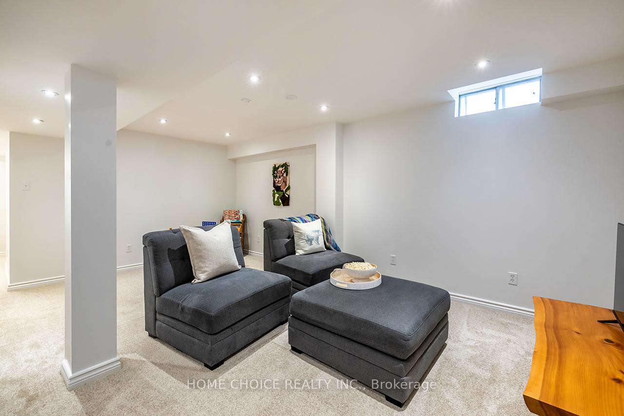 Photo 27 of 40 Somerscales Drive, Clarington, Bowmanville — HOMEH