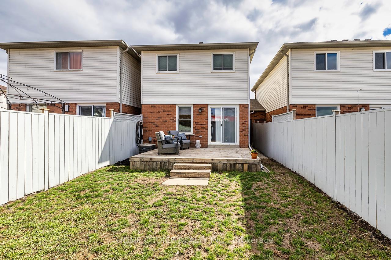 Photo 30 of 40 Somerscales Drive, Clarington, Bowmanville — HOMEH