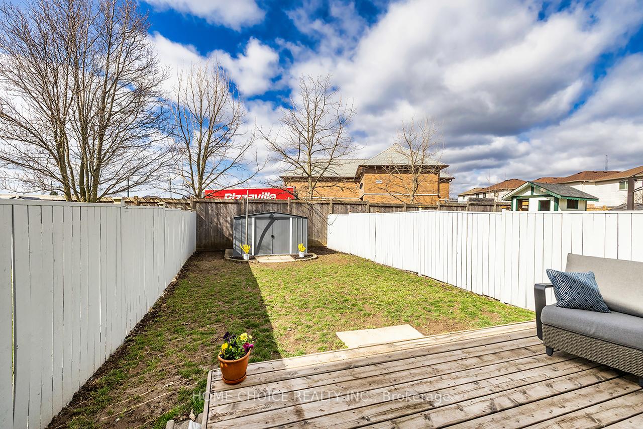 Photo 33 of 40 Somerscales Drive, Clarington, Bowmanville — HOMEH