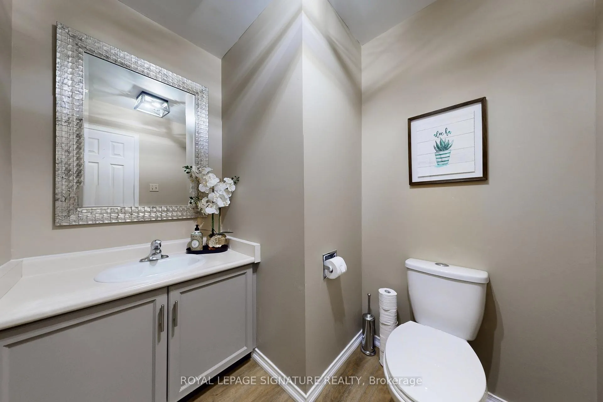 Photo 12 of 22 Winter Court, Whitby, Blue Grass Meadows — HOMEH