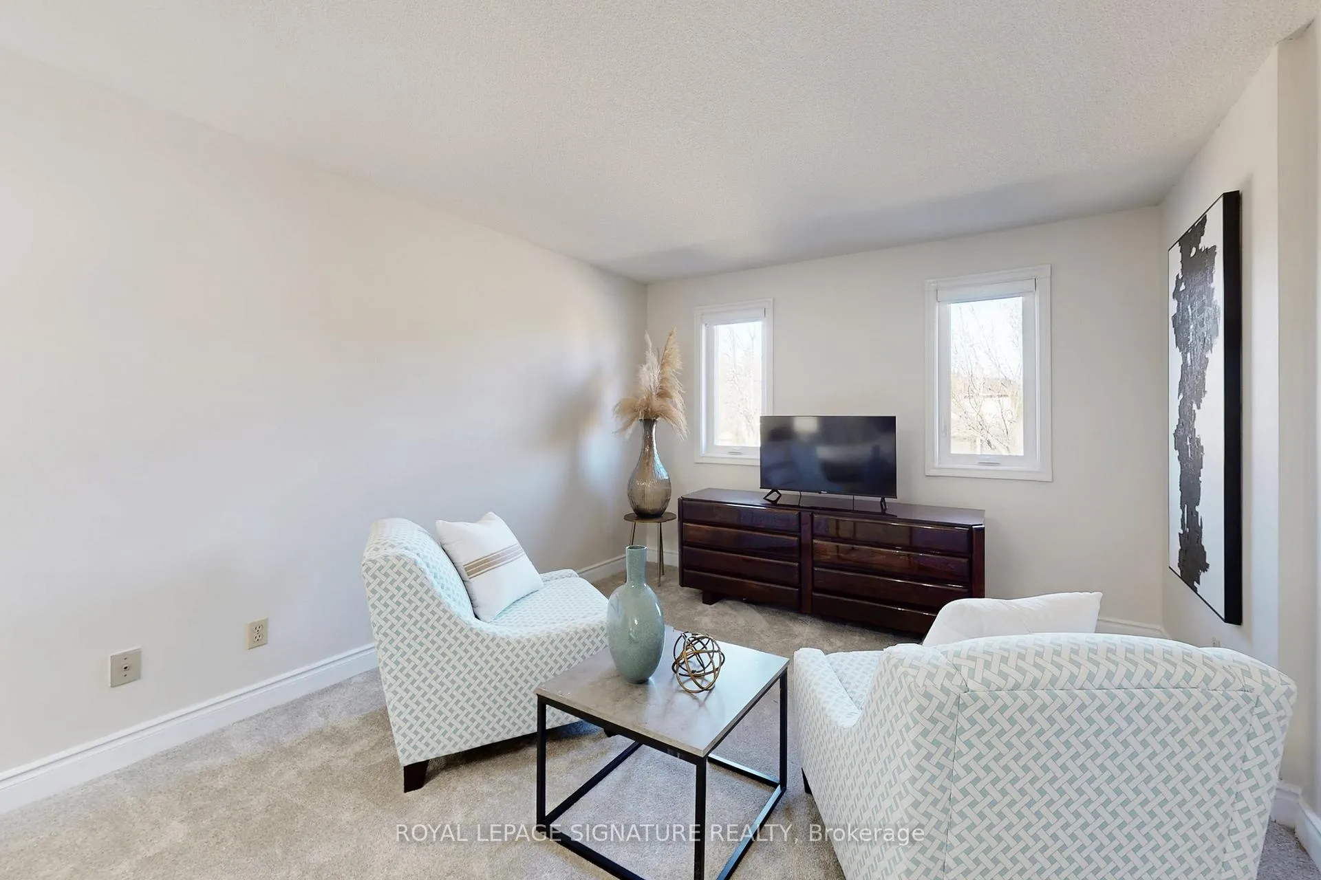 Photo 17 of 22 Winter Court, Whitby, Blue Grass Meadows — HOMEH