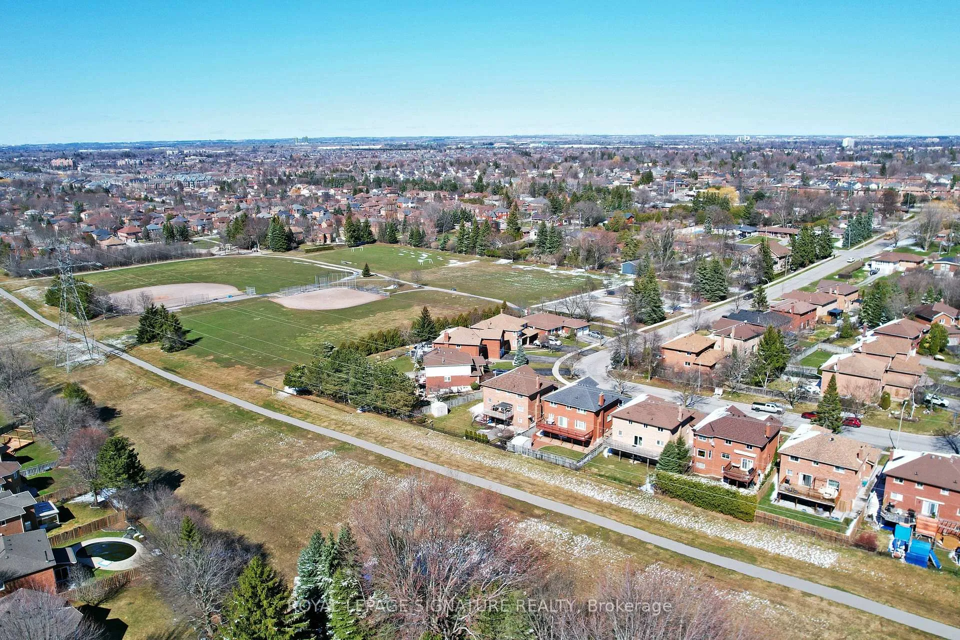 Photo 35 of 22 Winter Court, Whitby, Blue Grass Meadows — HOMEH