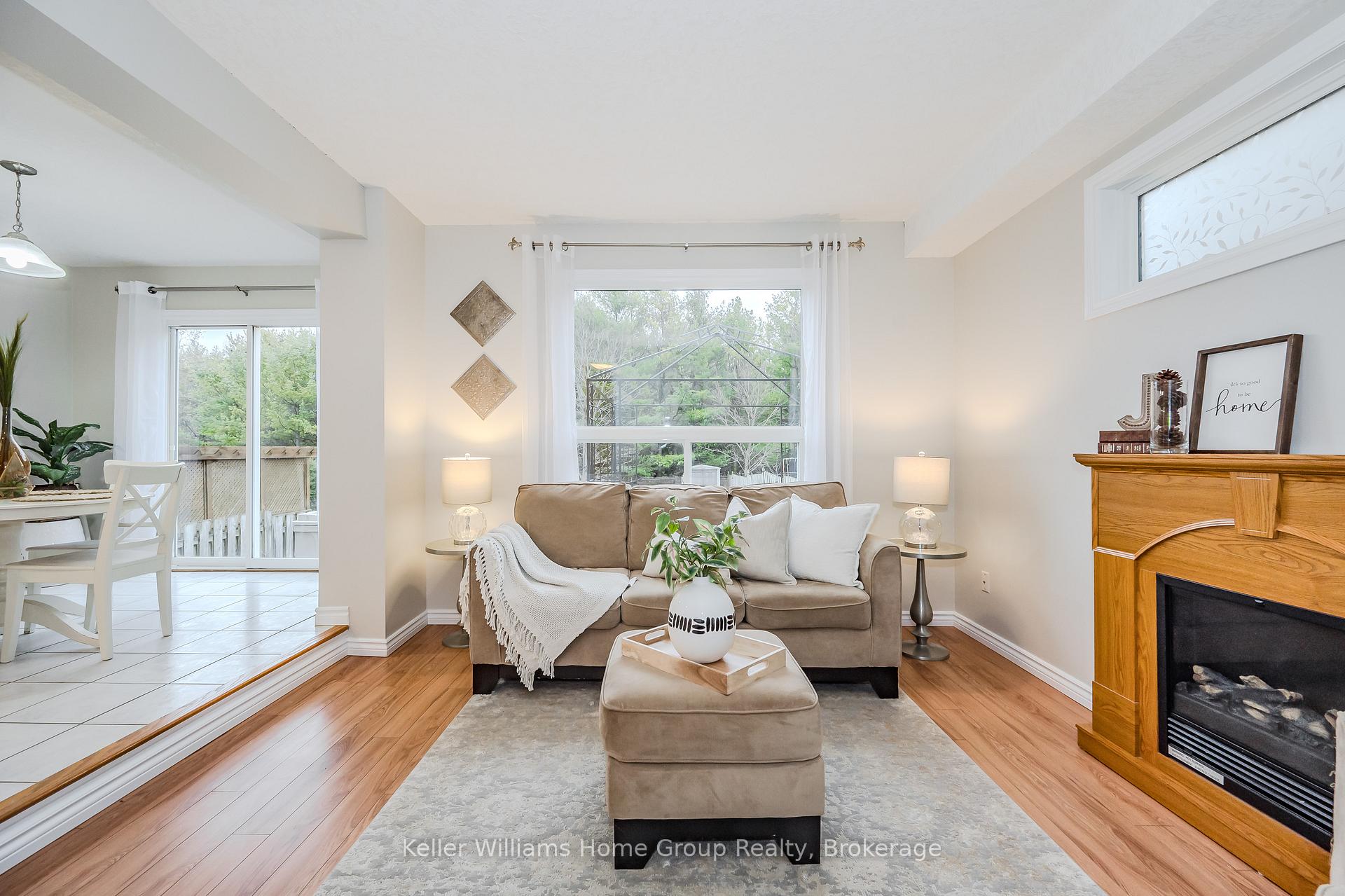 Photo 8 of 52 Carrington Place, Guelph, Kortright West — HOMEH