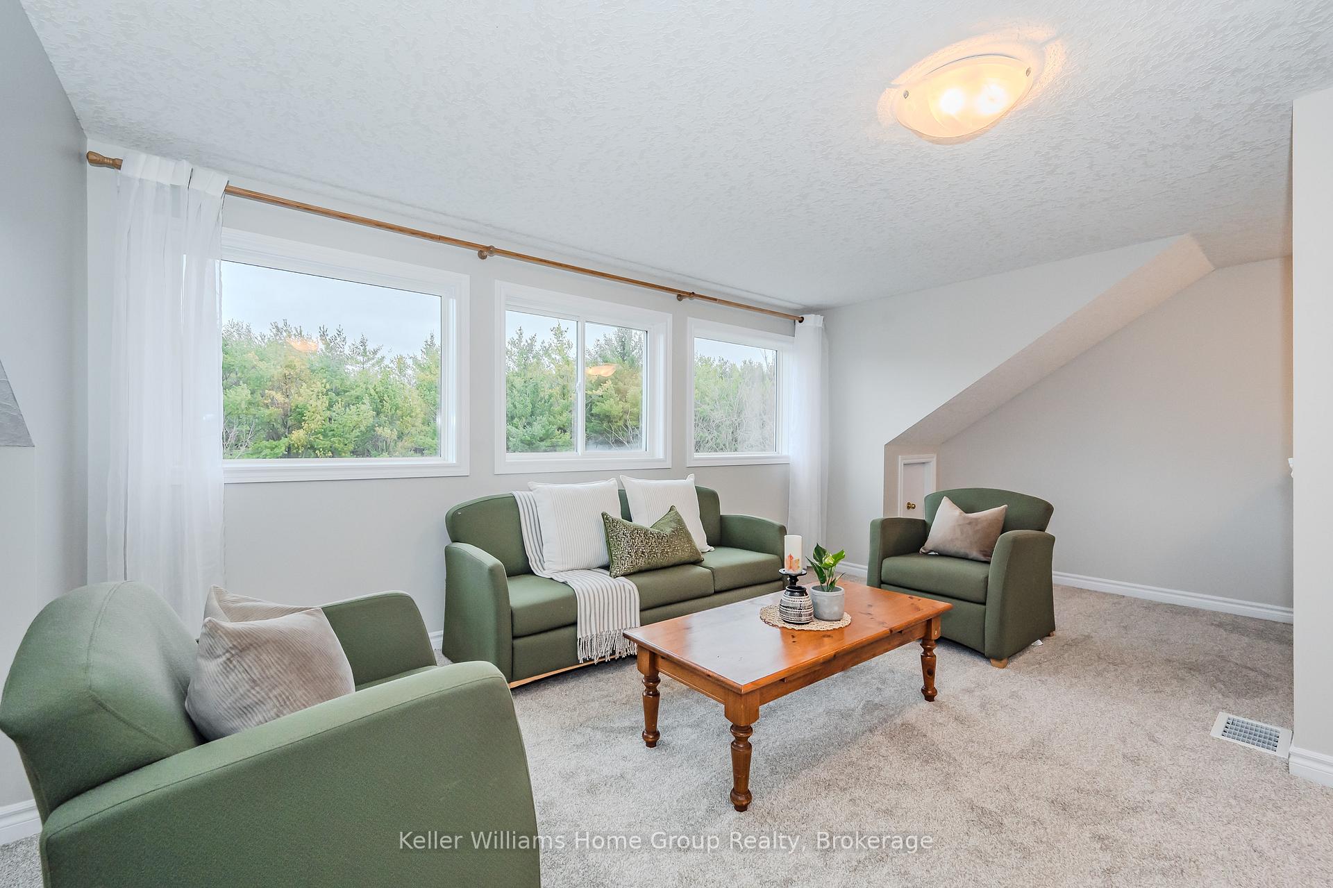 Photo 26 of 52 Carrington Place, Guelph, Kortright West — HOMEH