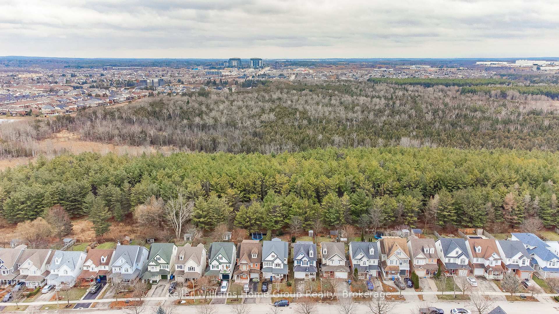 Photo 36 of 52 Carrington Place, Guelph, Kortright West — HOMEH