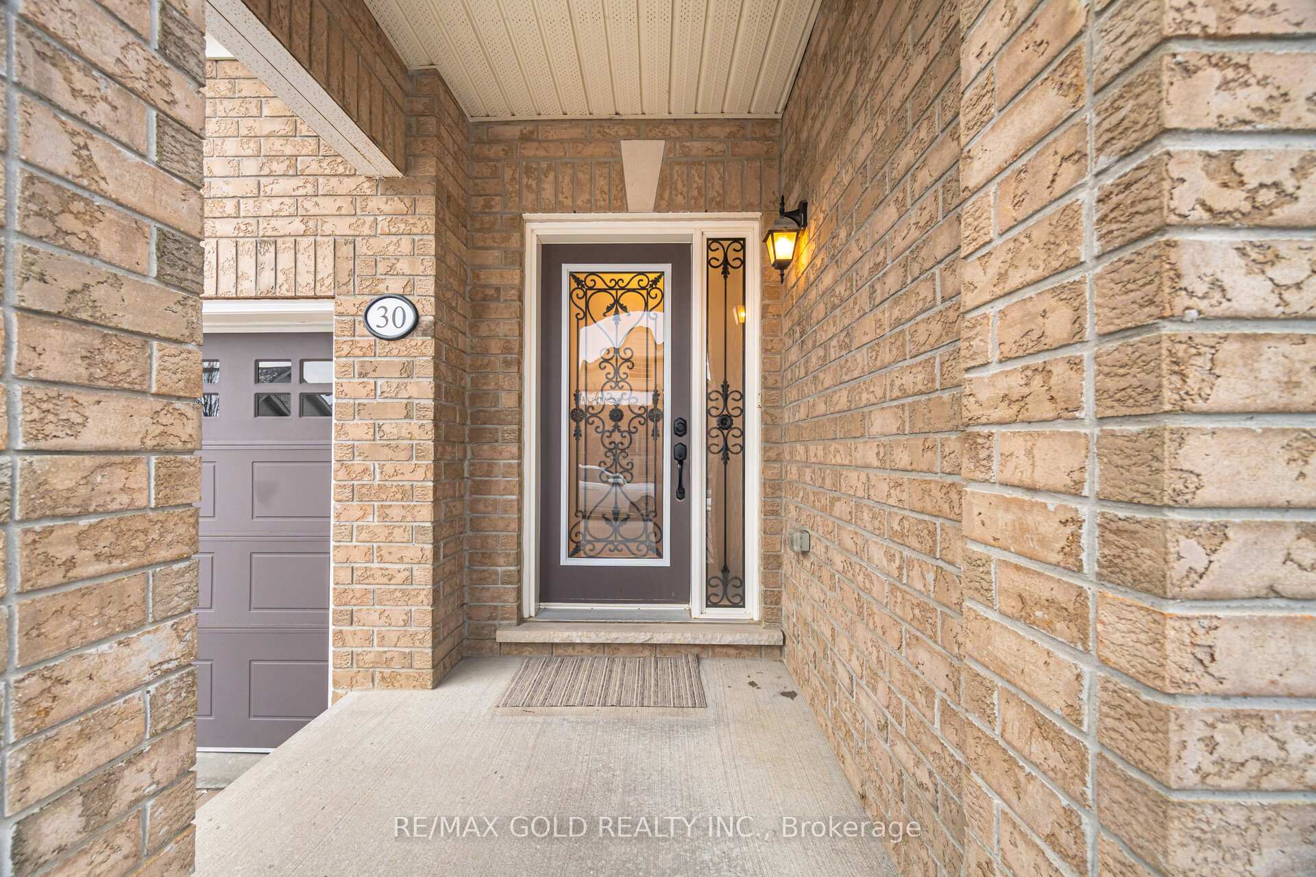 Photo 3 of Unit 15*, 30 Muzzo Drive, Brampton, Sandringham-Wellington — HOMEH