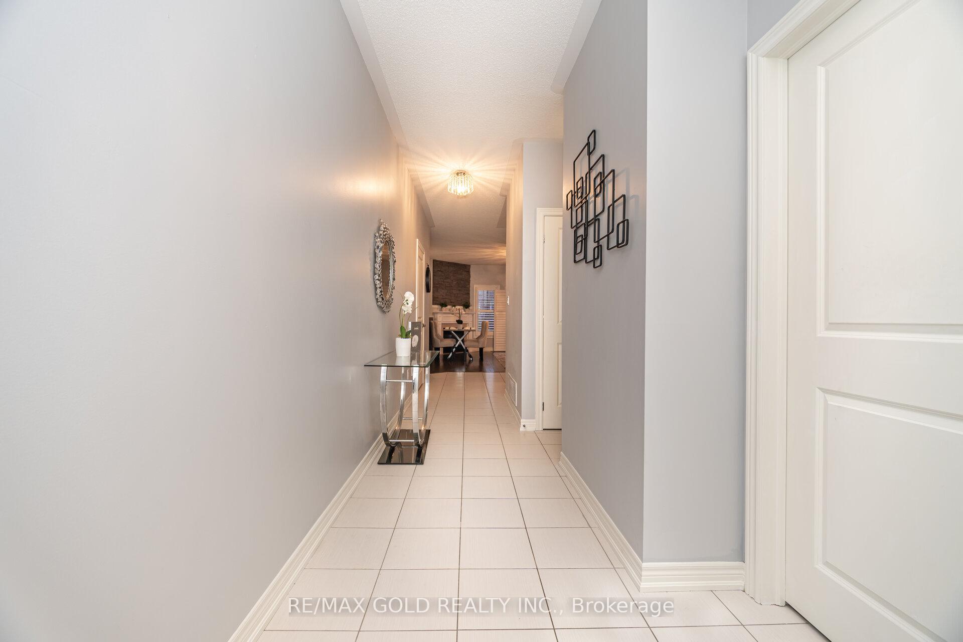 Photo 6 of Unit 15*, 30 Muzzo Drive, Brampton, Sandringham-Wellington — HOMEH