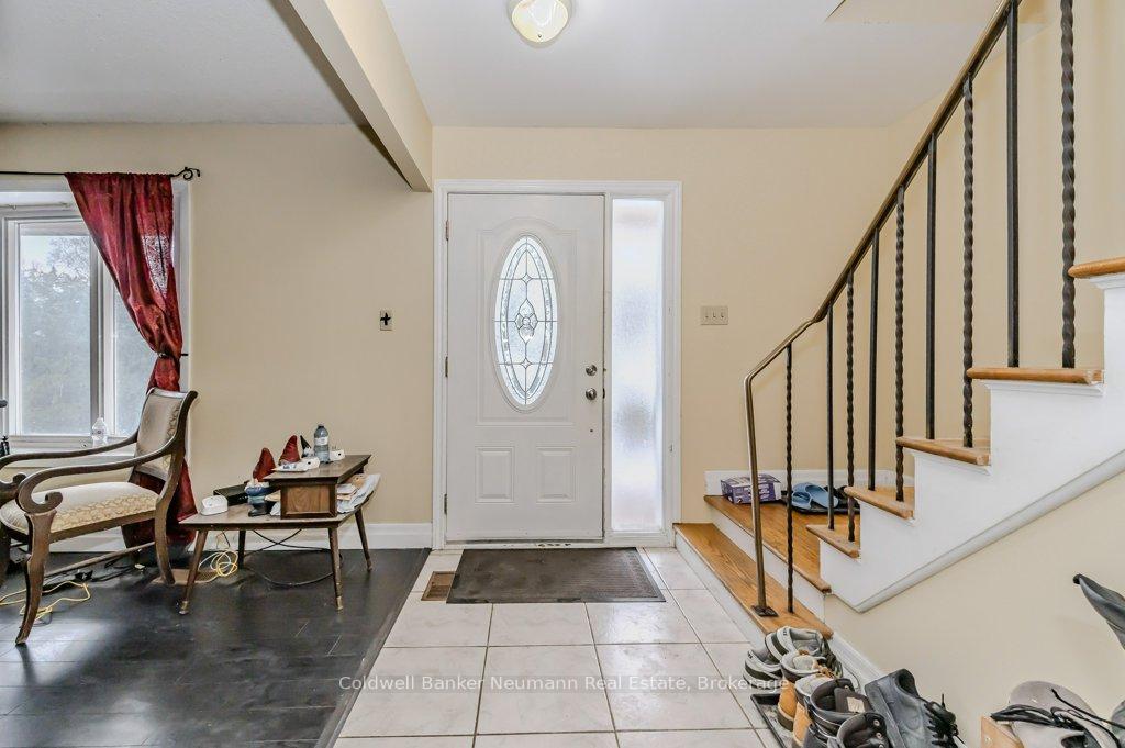 Photo 4 of 18 Rickson Avenue, Guelph, Kortright West — HOMEH