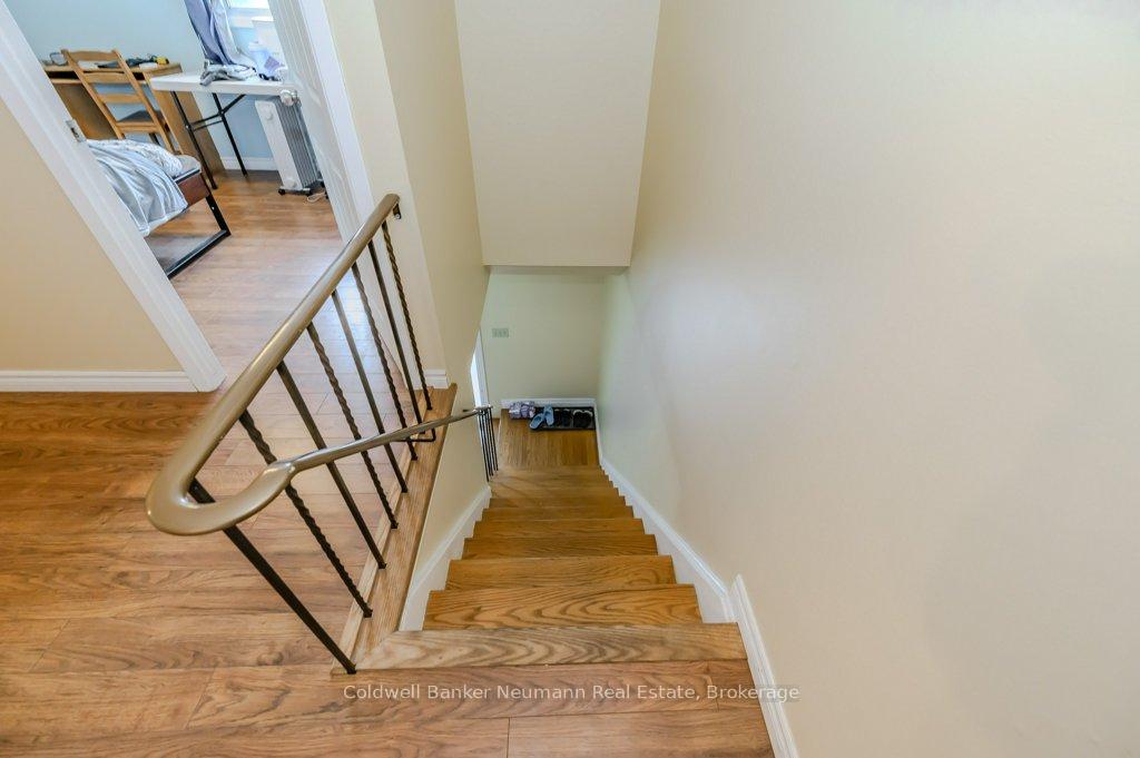 Photo 15 of 18 Rickson Avenue, Guelph, Kortright West — HOMEH